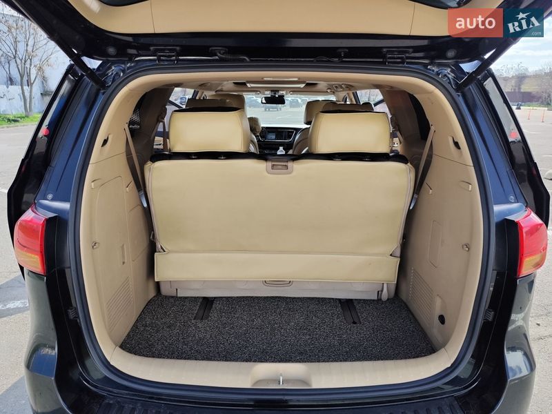 Мінівен Kia Carnival 2016 в Одесі фото 28 Мінівен Kia Carnival 2016 в Одесі