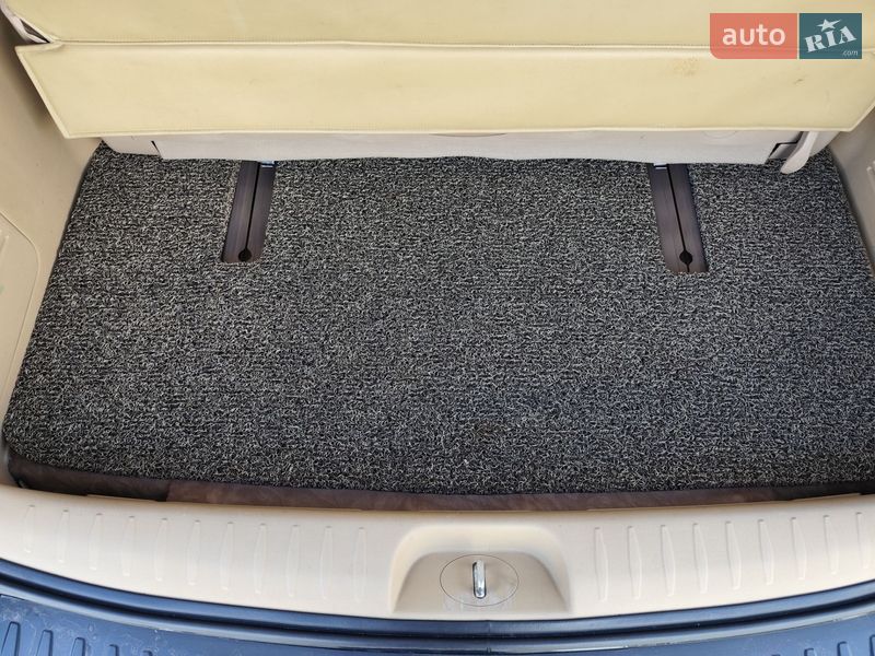 Мінівен Kia Carnival 2016 в Одесі фото 33 Мінівен Kia Carnival 2016 в Одесі