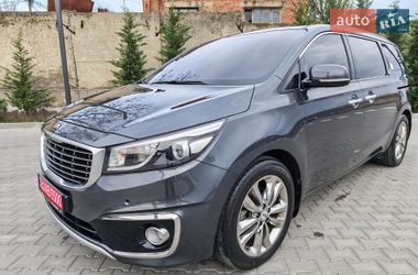 Минивэн Kia Carnival 2015 в Могилев-Подольске