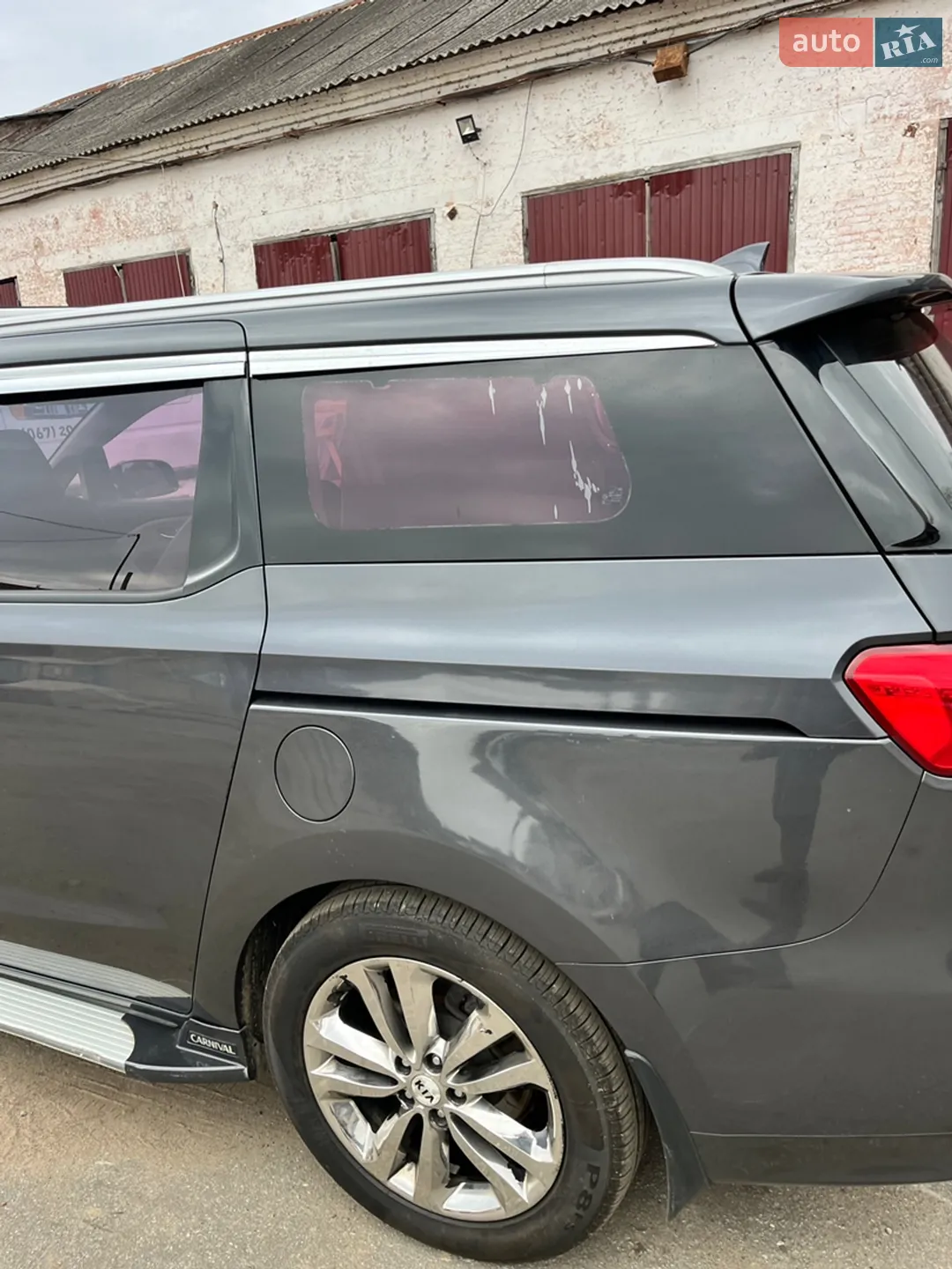 2015 Kia Carnival - мініатюра 6