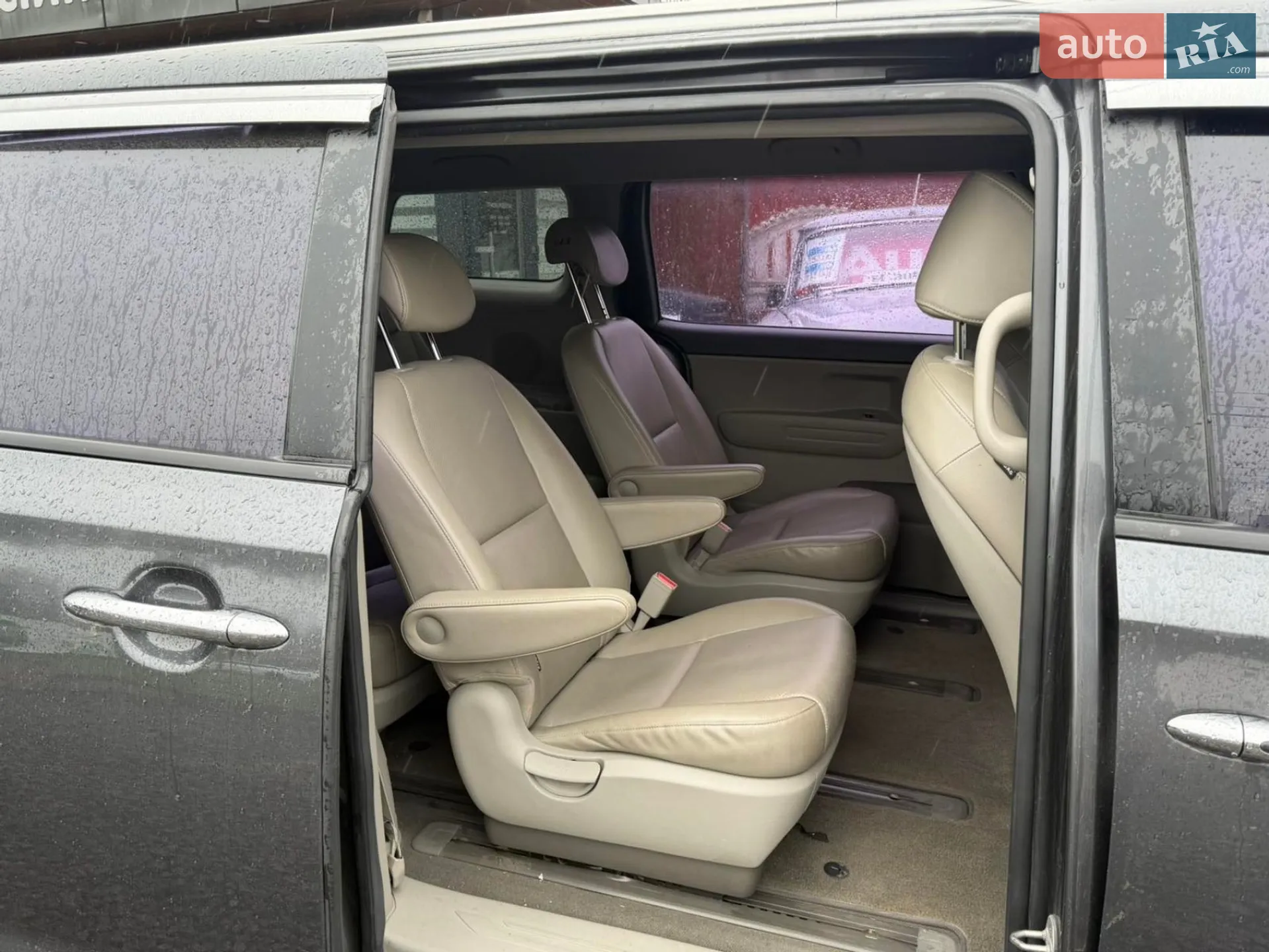2015 Kia Carnival - мініатюра 15