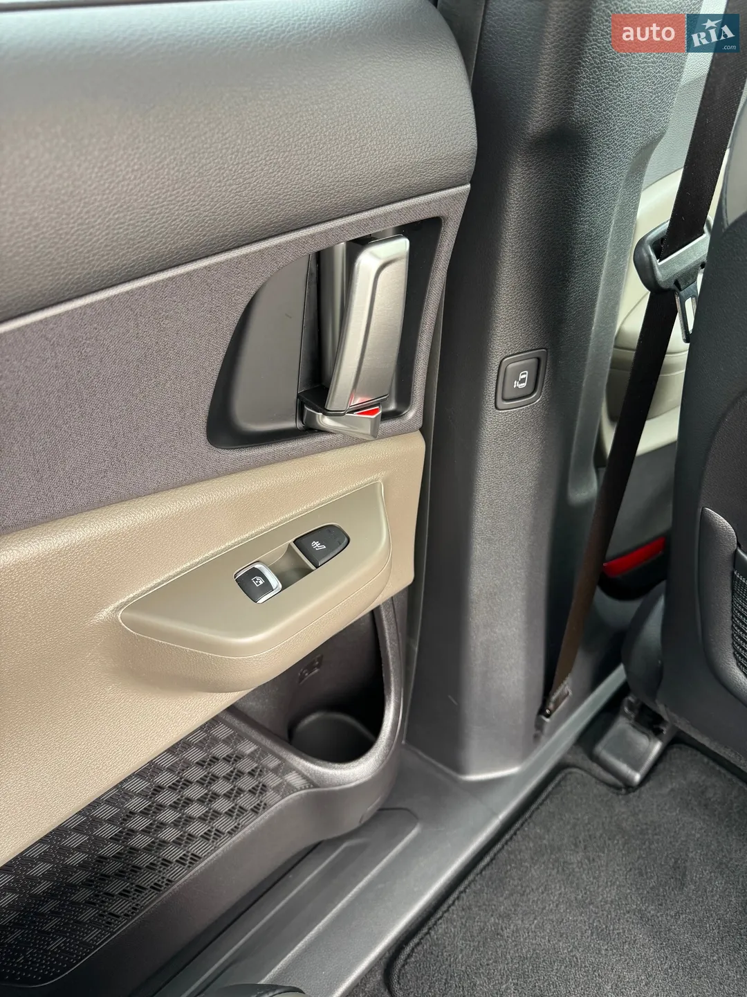 2024 Kia Carnival - мініатюра 43