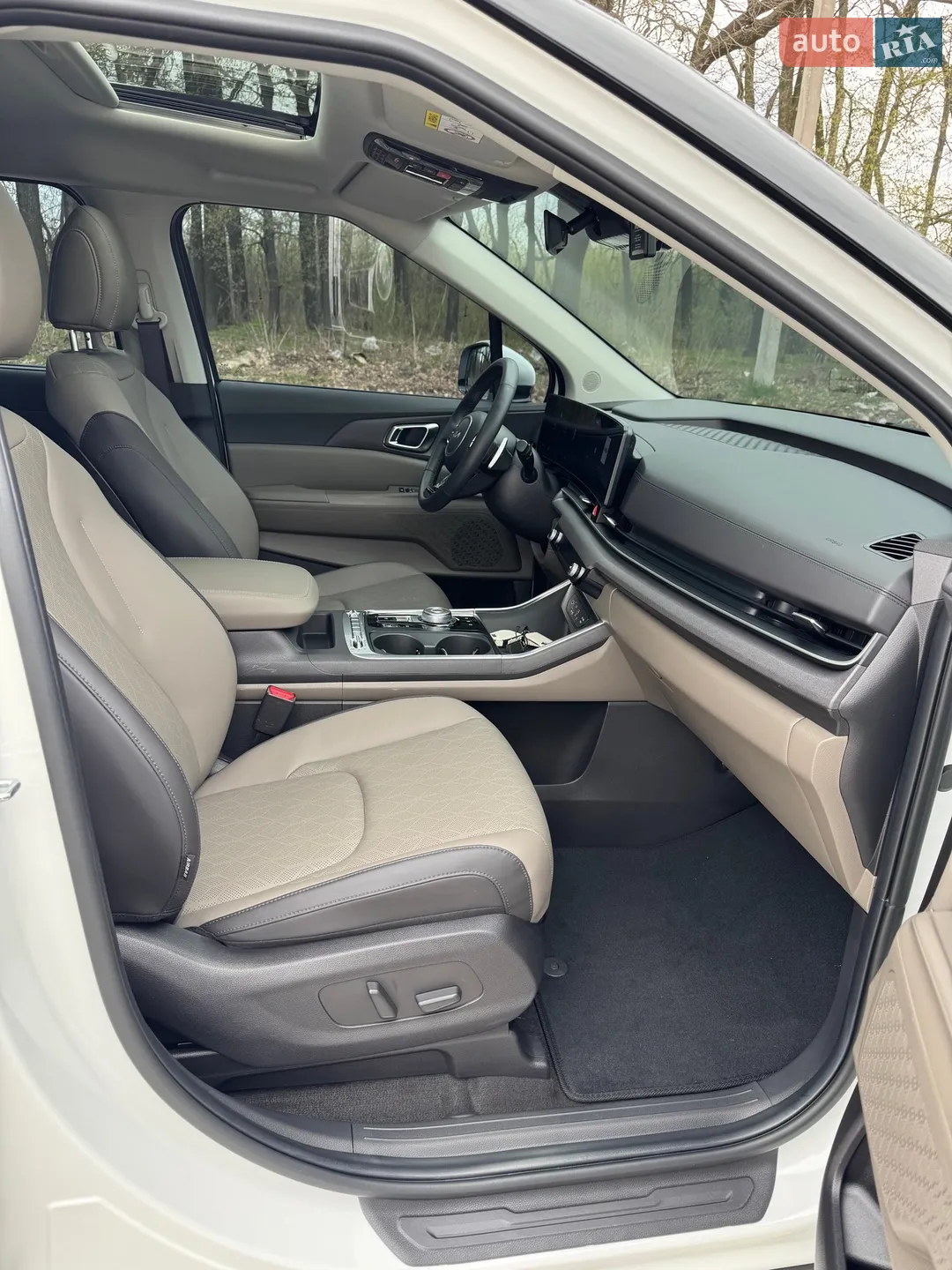 2024 Kia Carnival - мініатюра 52