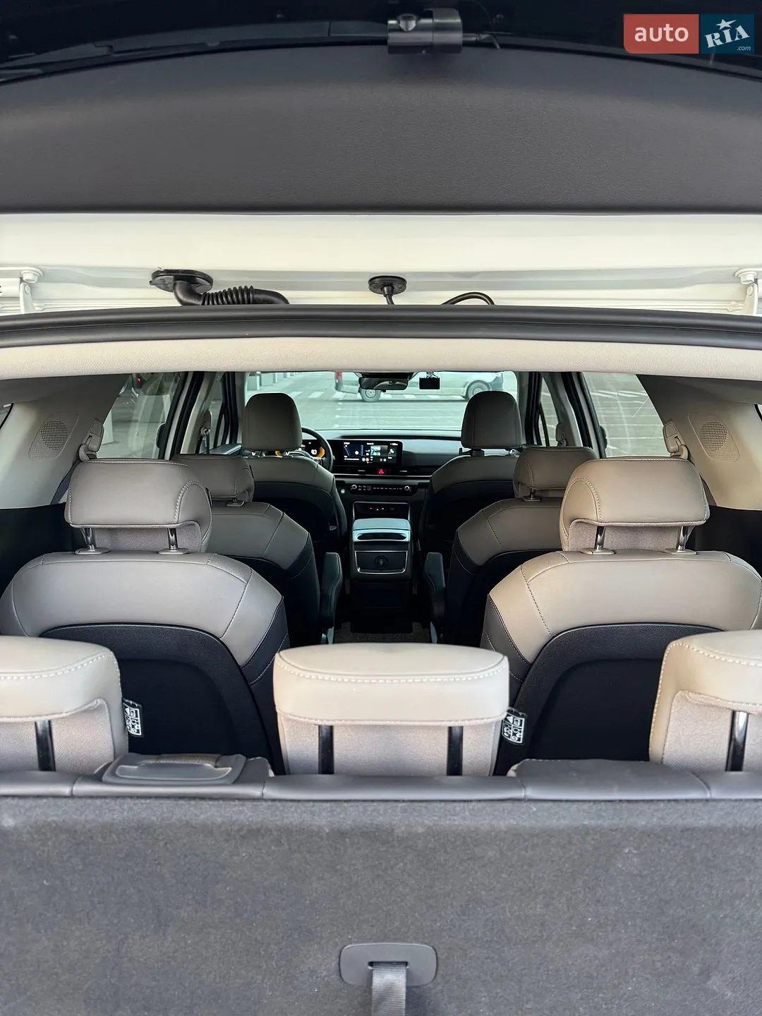 2024 Kia Carnival - мініатюра 35