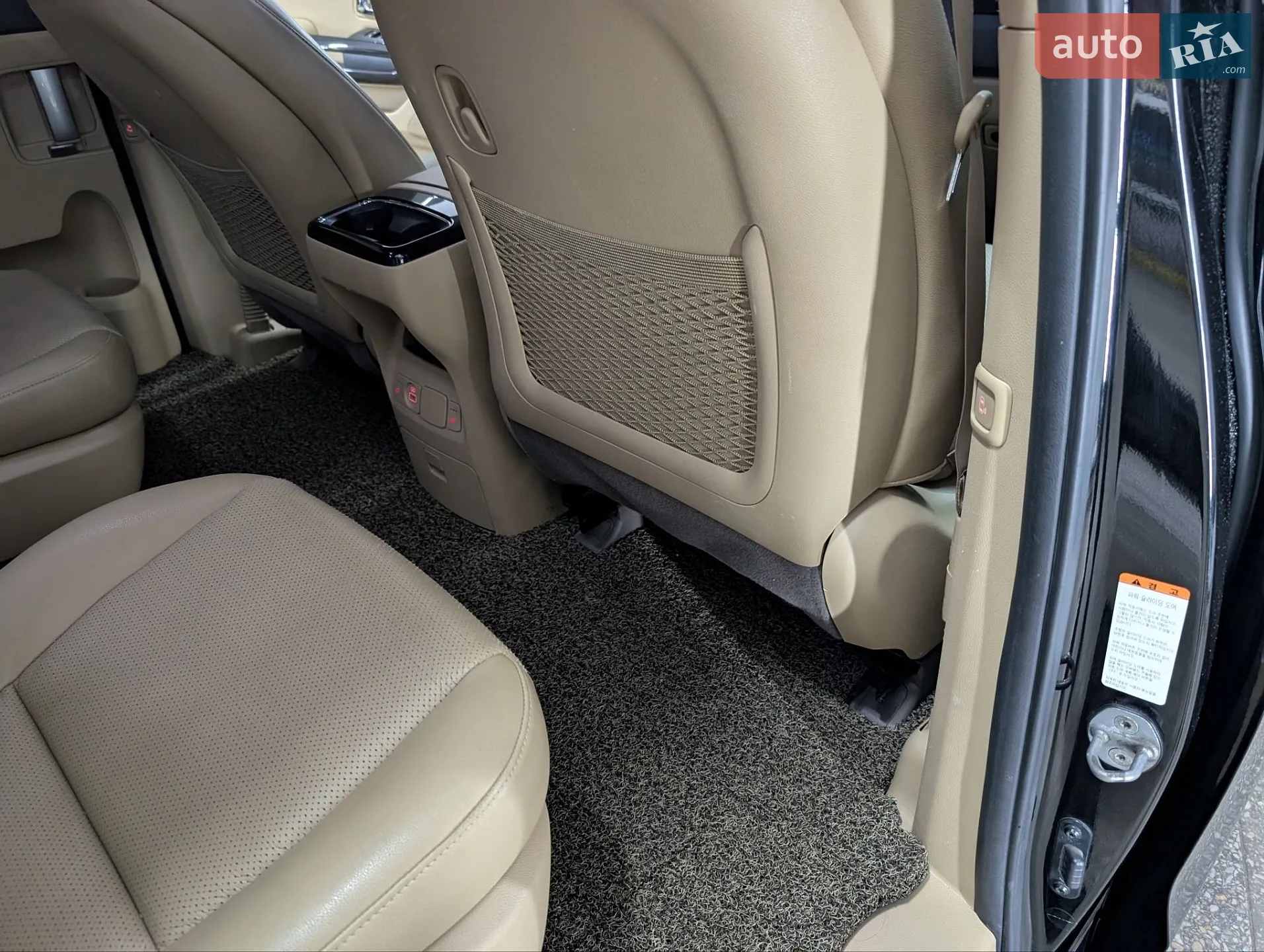 2018 Kia Carnival - мініатюра 22