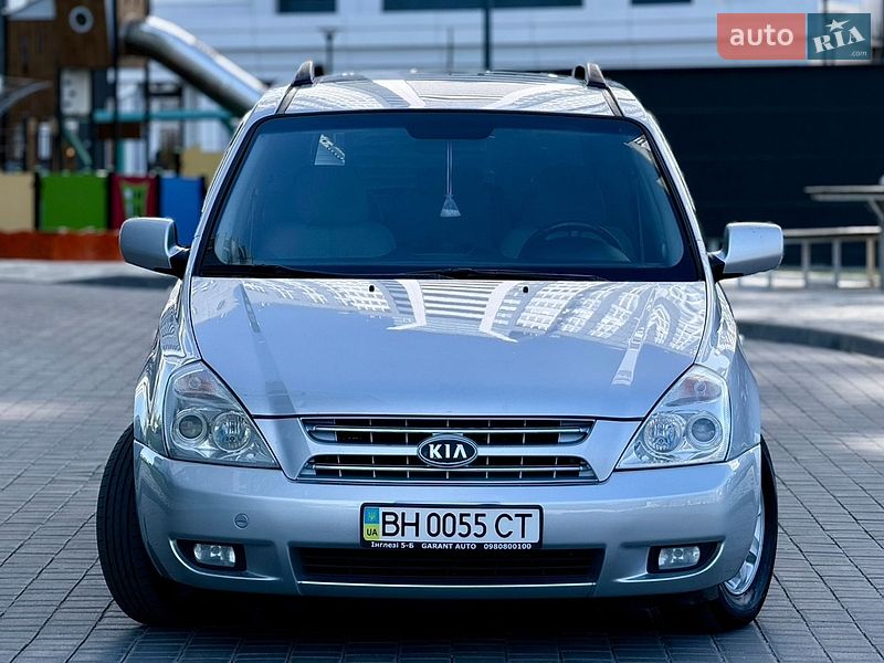Минивэн Kia Carnival 2009 в Одессе