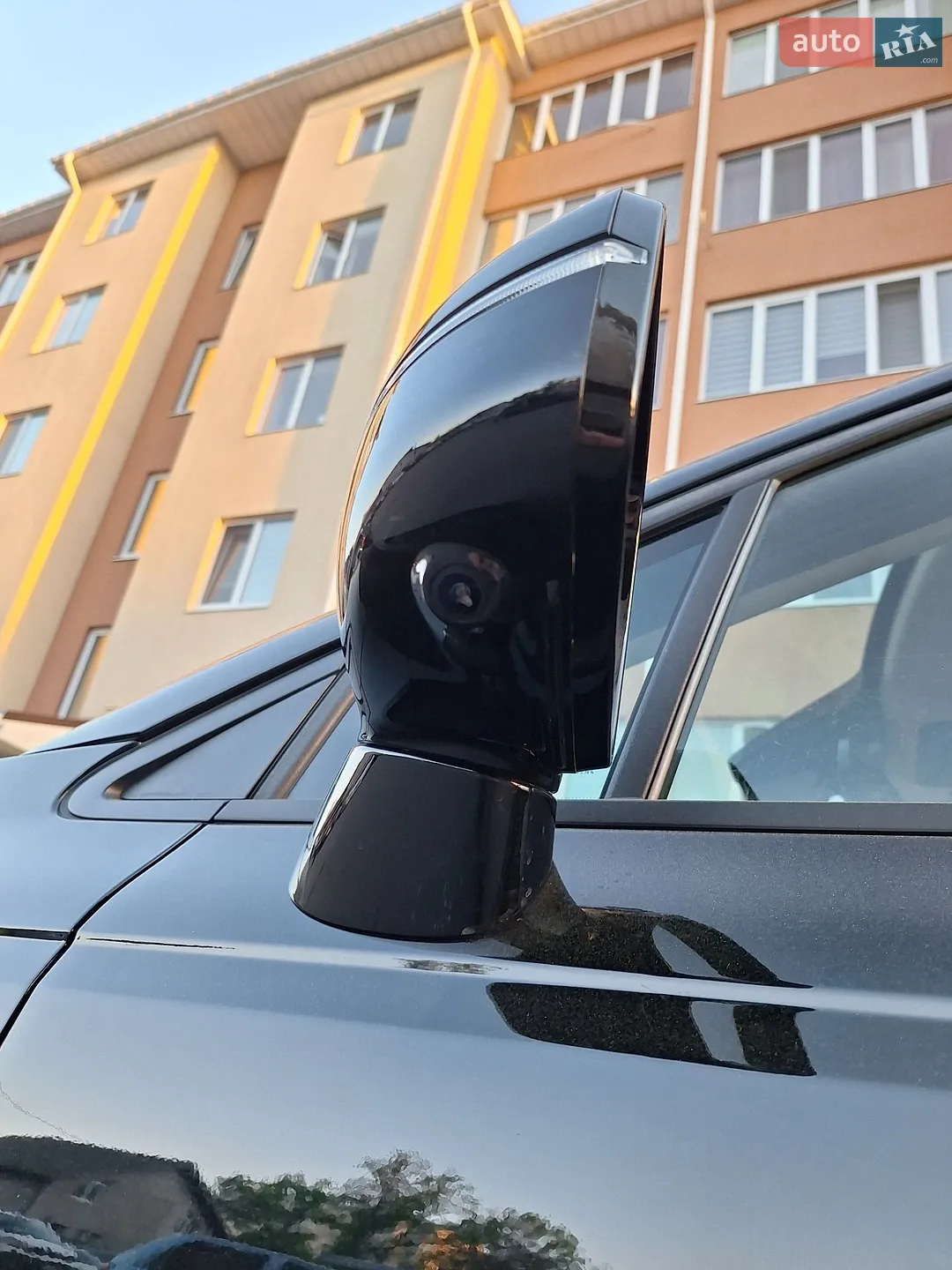 2020 Kia Carnival - мініатюра 35