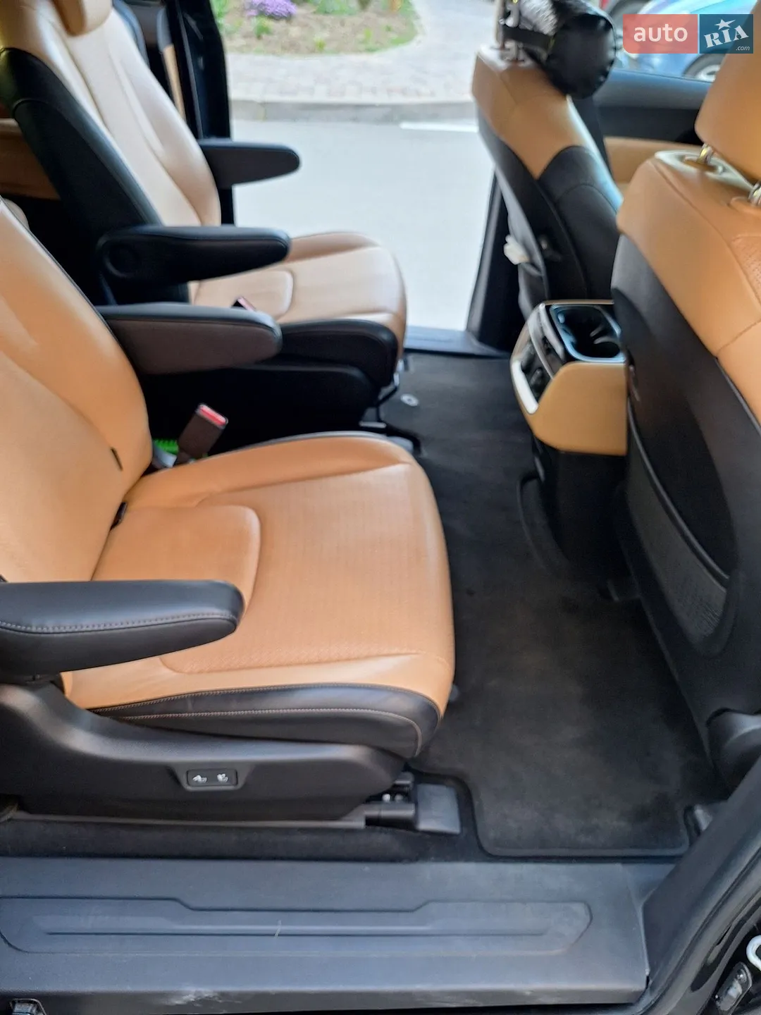 2020 Kia Carnival - мініатюра 62
