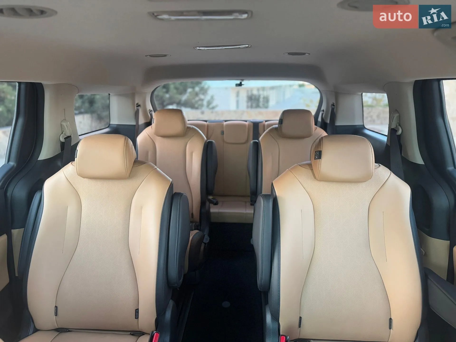 2021 Kia Carnival - мініатюра 28