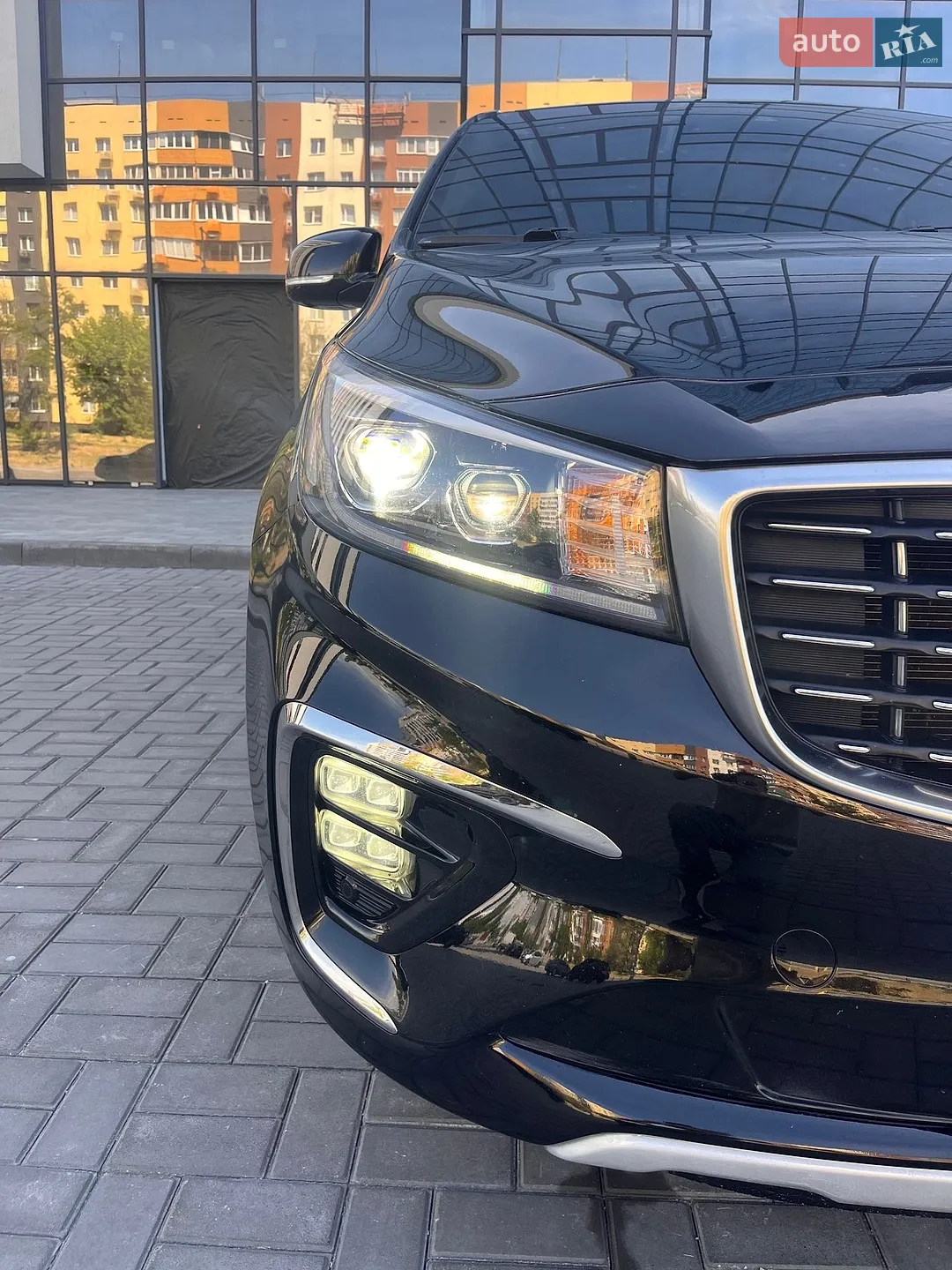 2018 Kia Carnival - мініатюра 7