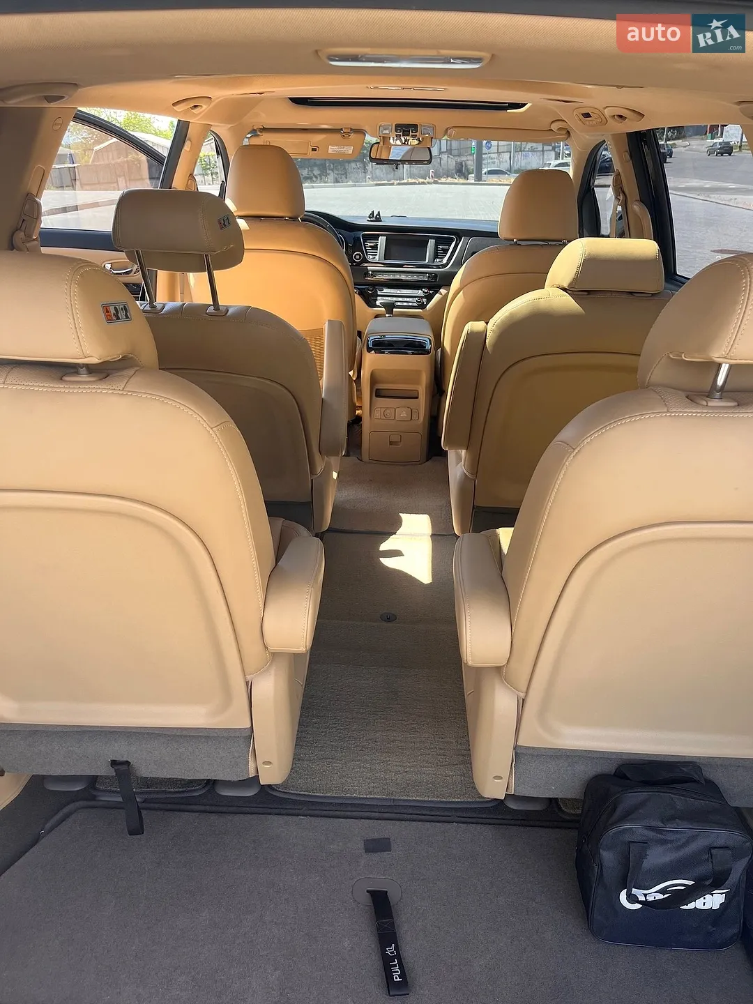 2018 Kia Carnival - мініатюра 36