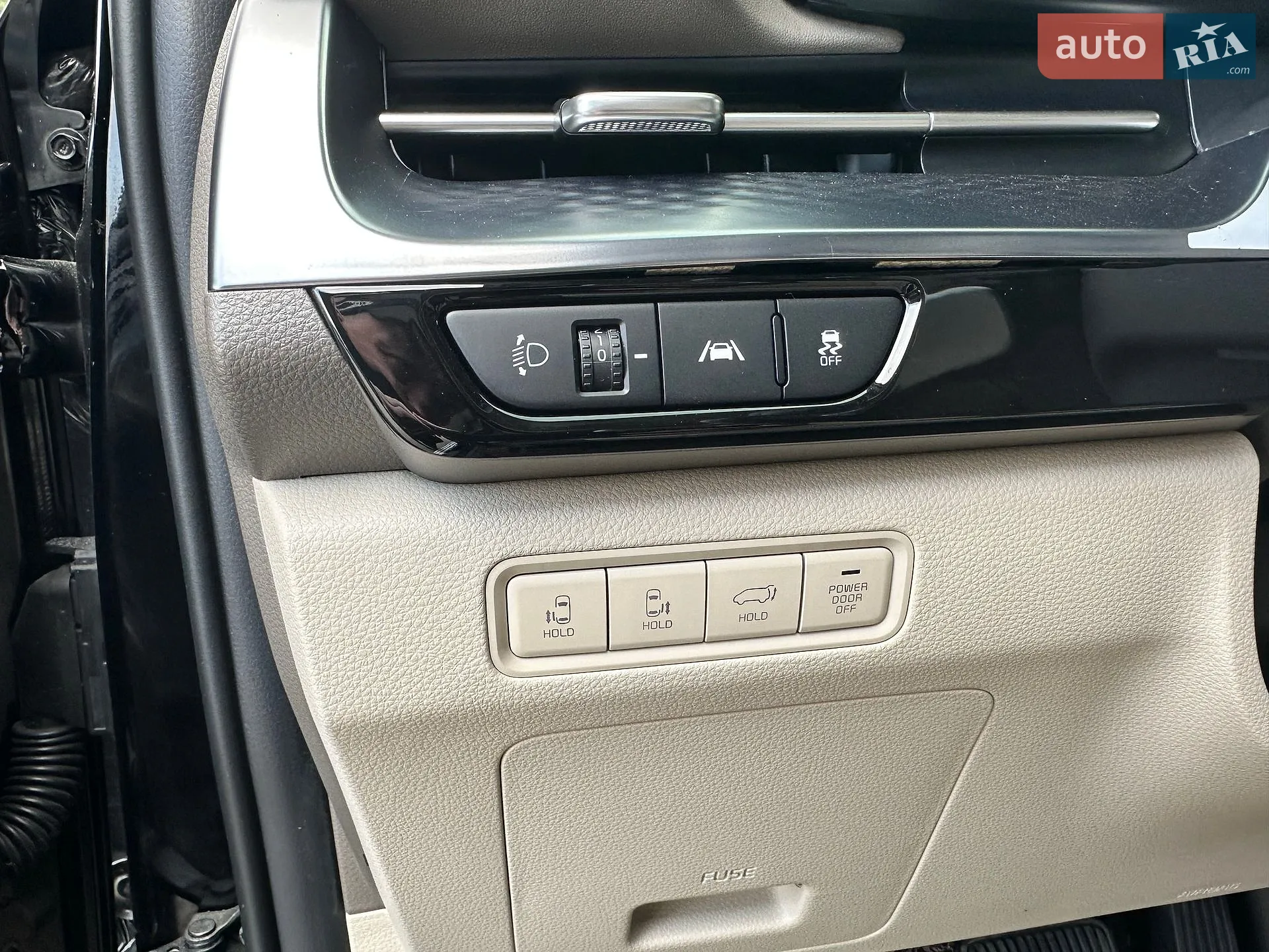 2021 Kia Carnival - мініатюра 15