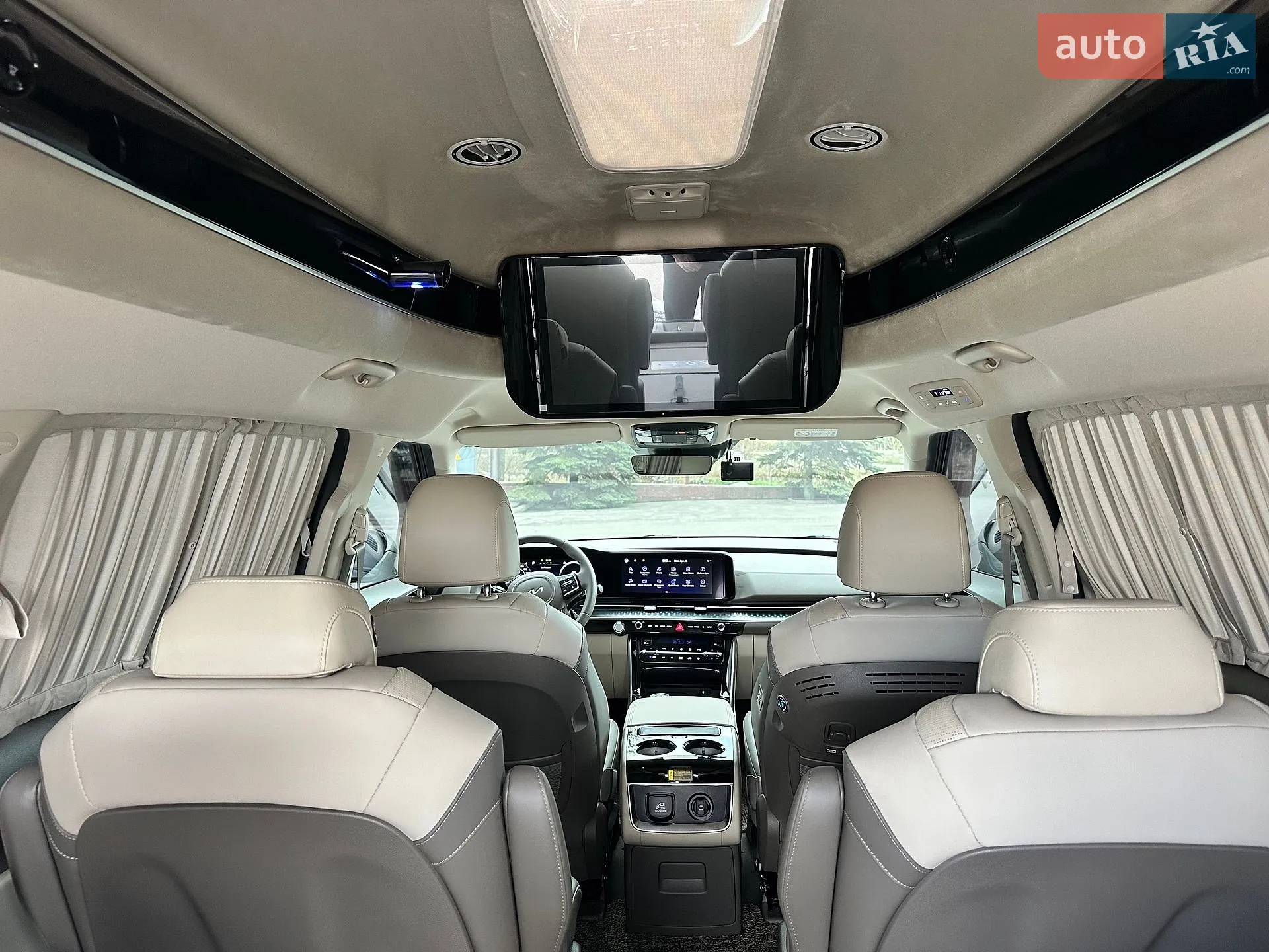 2021 Kia Carnival - мініатюра 21