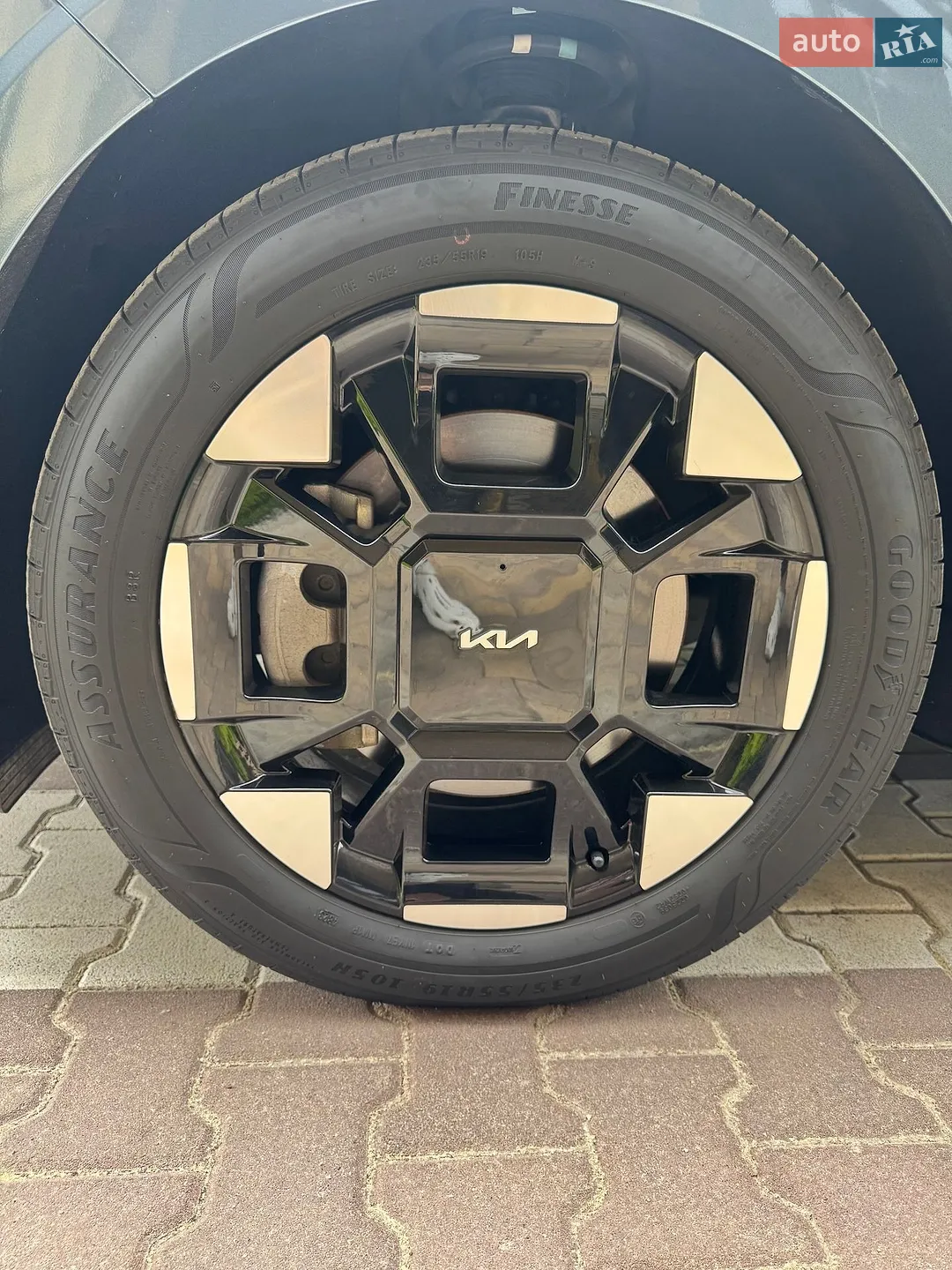 2024 Kia Carnival - мініатюра 17