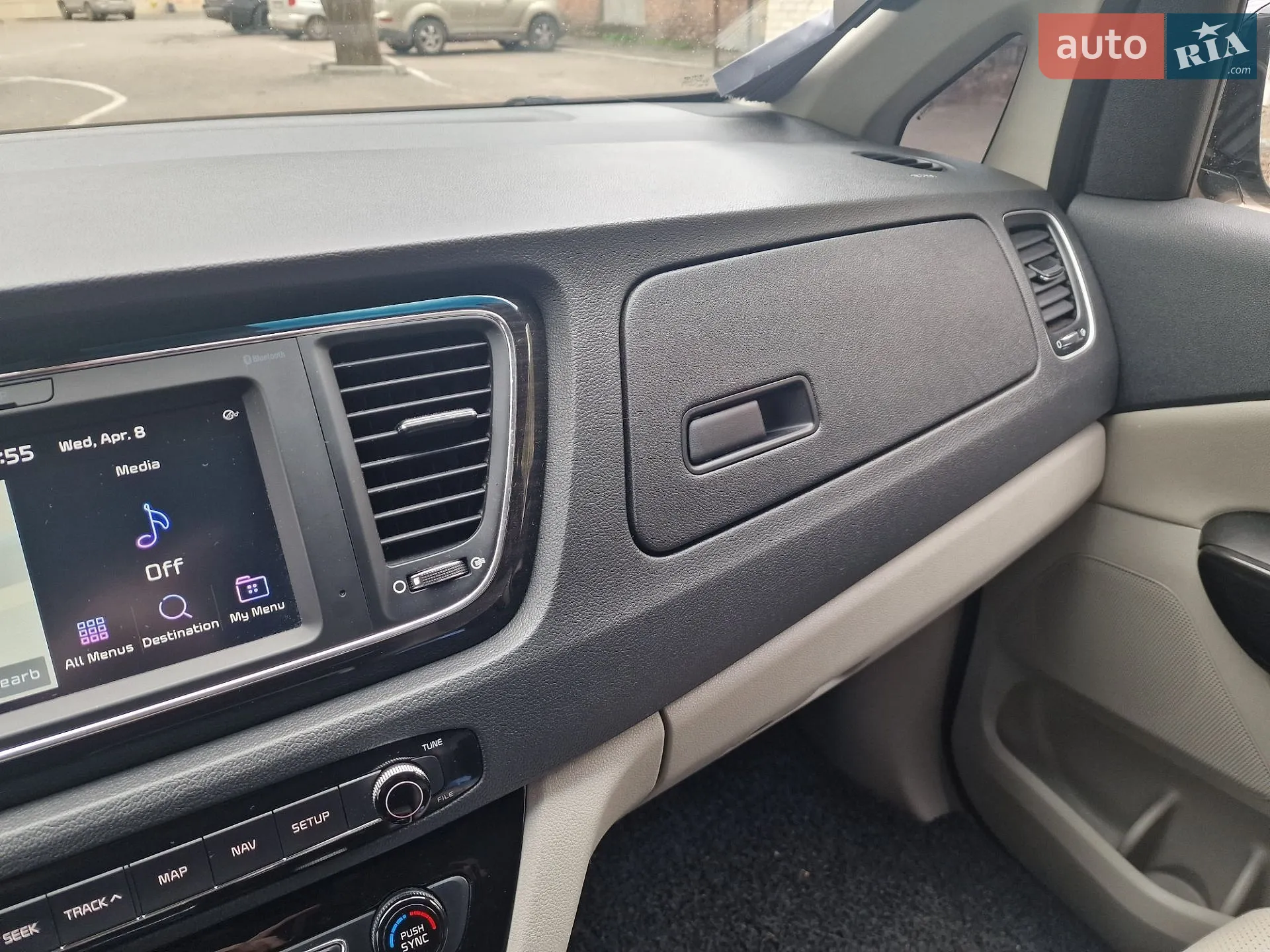 2018 Kia Carnival - мініатюра 21