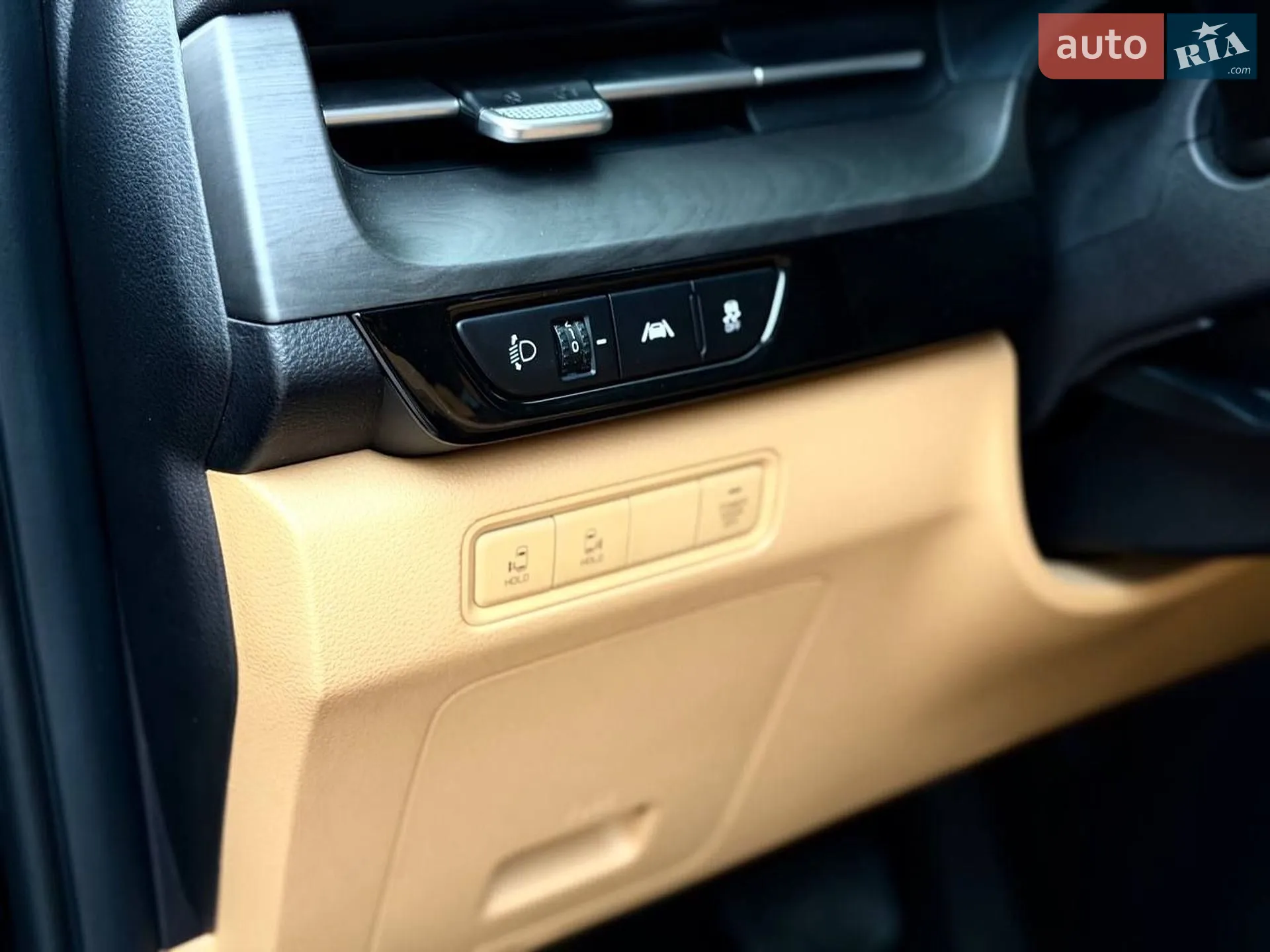 2021 Kia Carnival - мініатюра 8