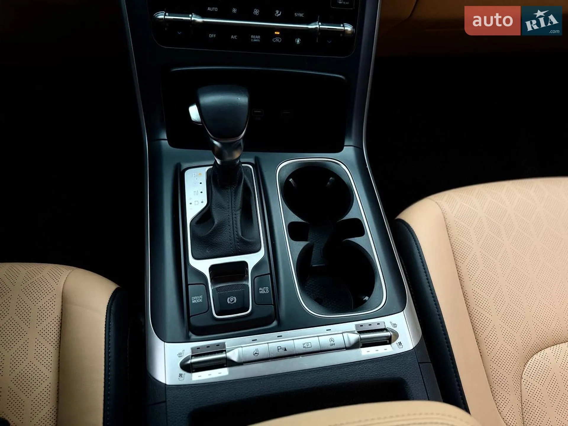 2021 Kia Carnival - мініатюра 16