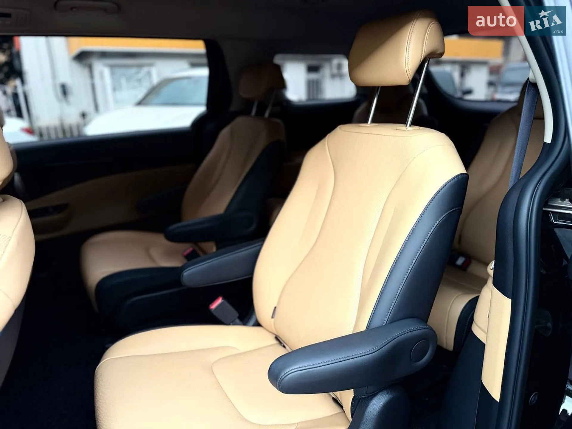 2021 Kia Carnival - мініатюра 23