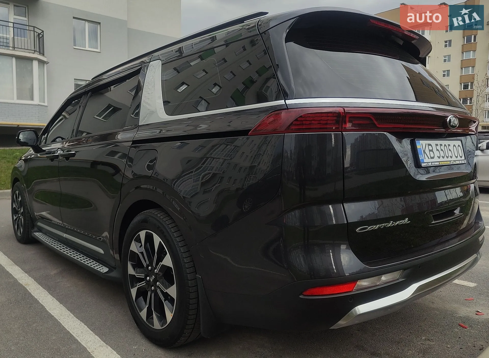 2021 Kia Carnival - мініатюра 12