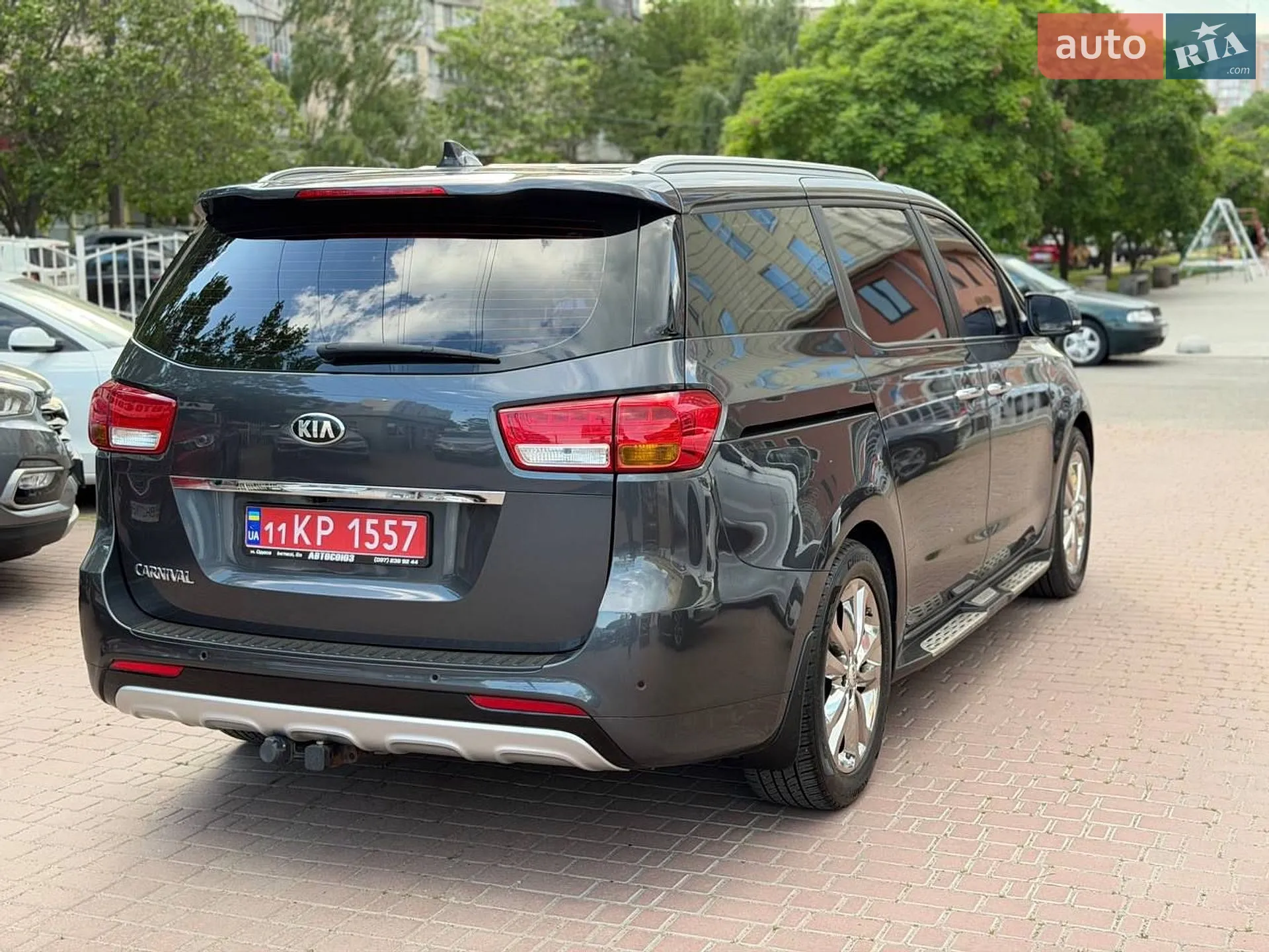 2016 Kia Carnival - мініатюра 5