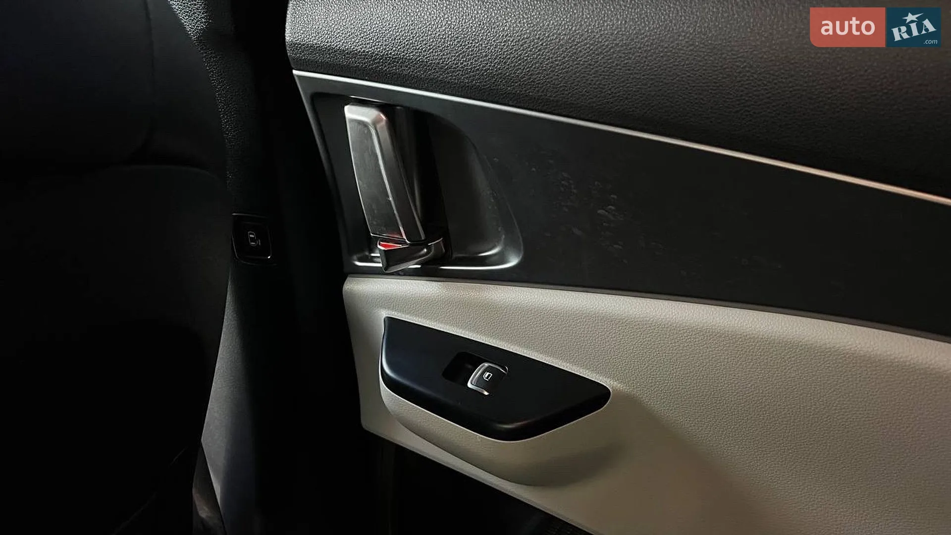 2023 Kia Carnival - мініатюра 25