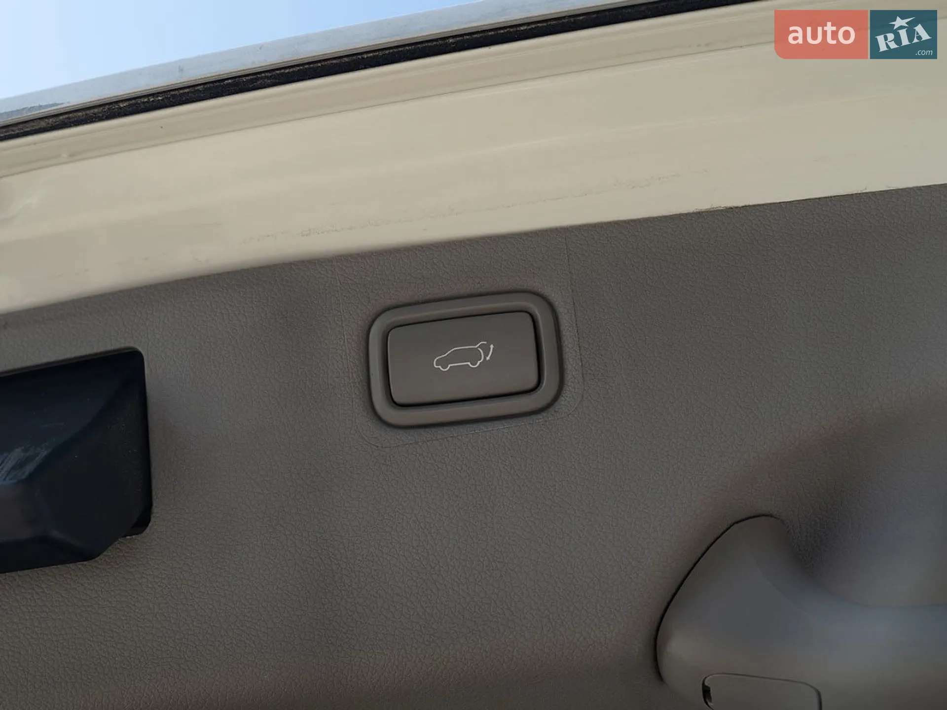 2014 Kia Carnival - мініатюра 13