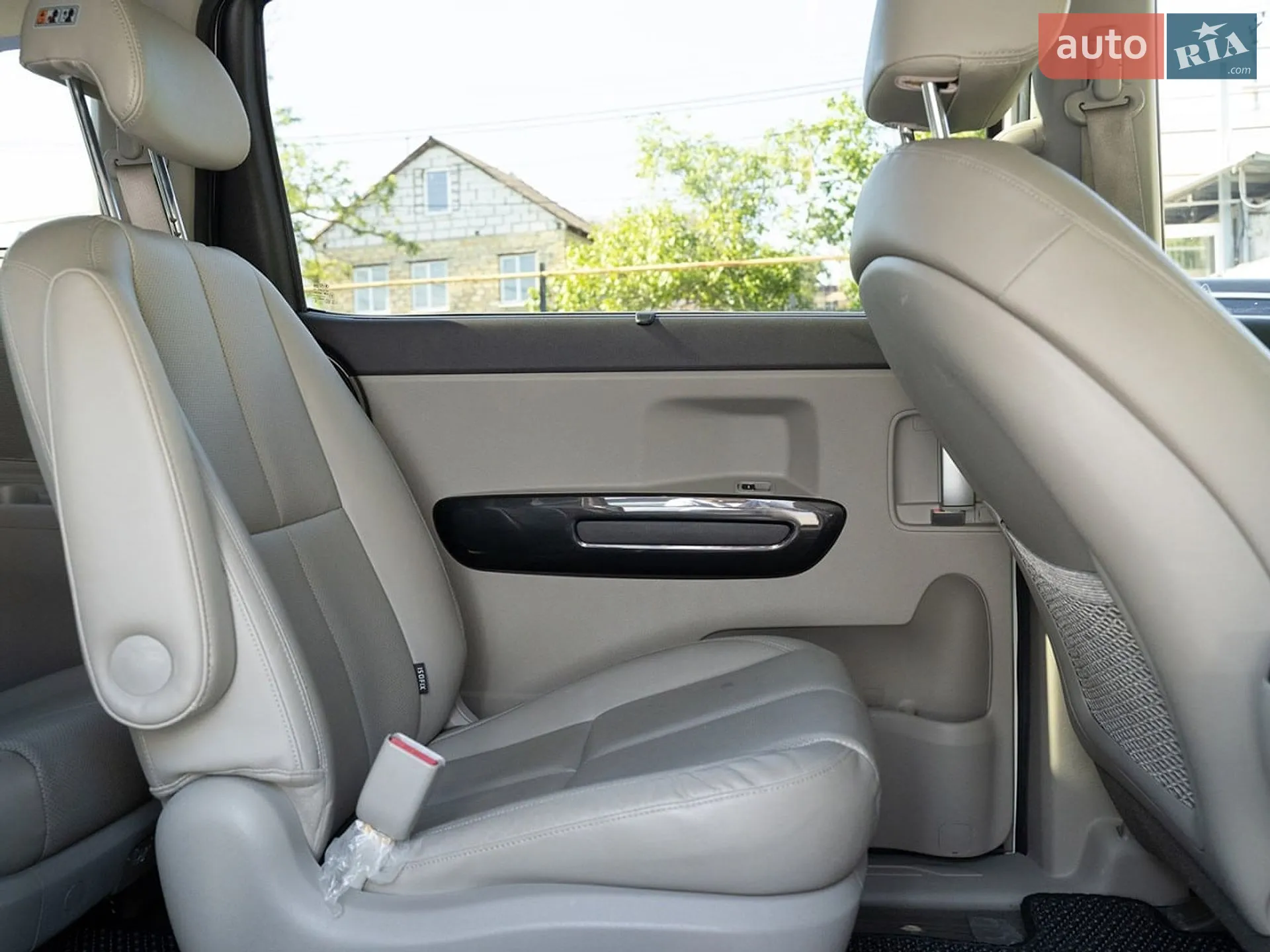 2014 Kia Carnival - мініатюра 33