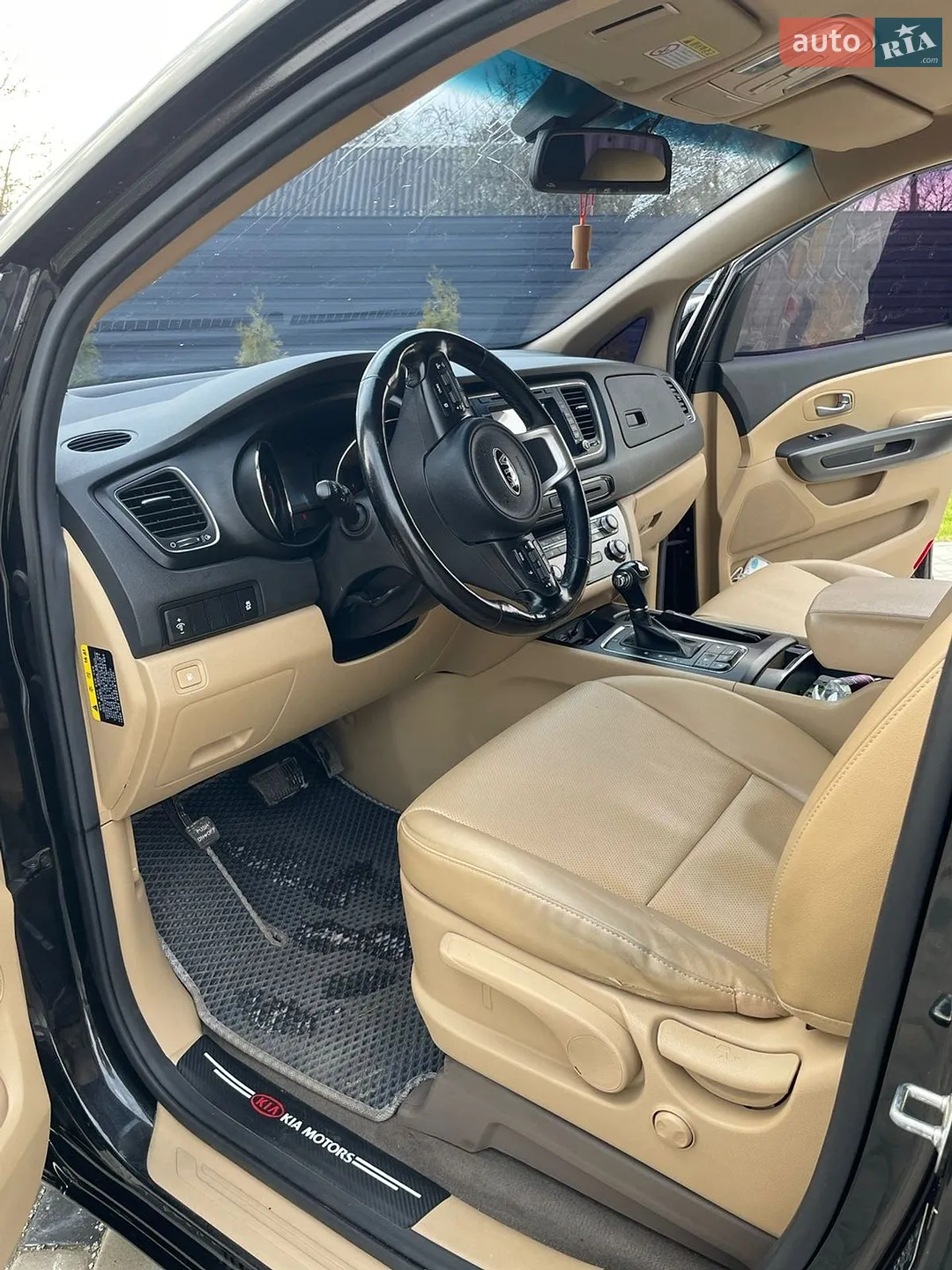 2016 Kia Carnival - мініатюра 8