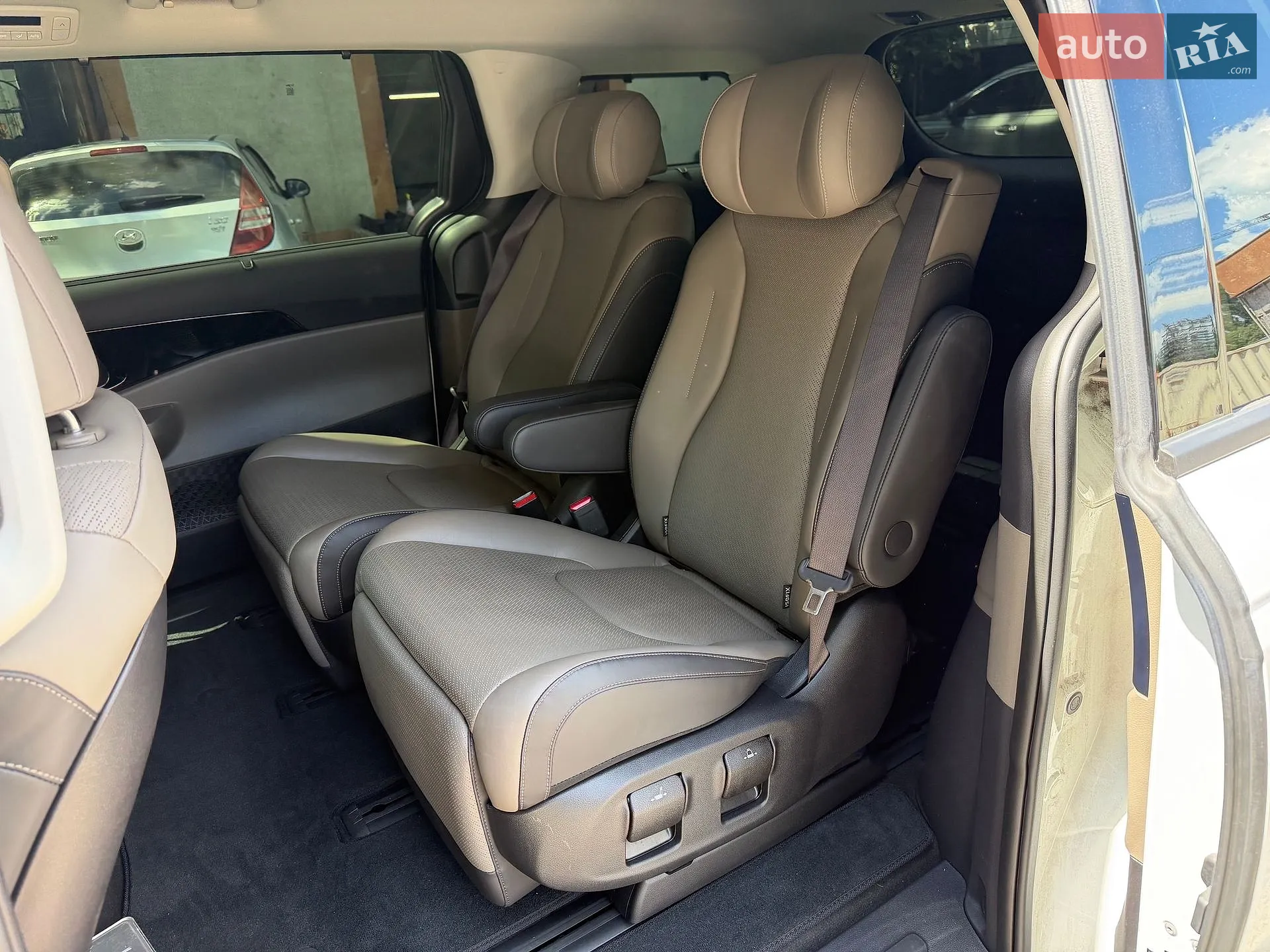 2024 Kia Carnival - мініатюра 5
