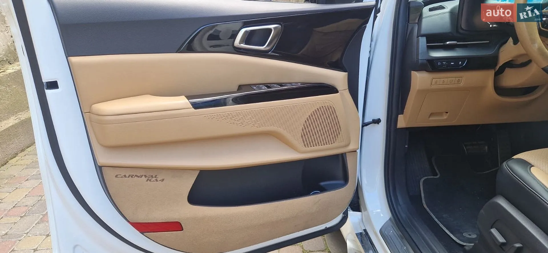 2021 Kia Carnival - мініатюра 29