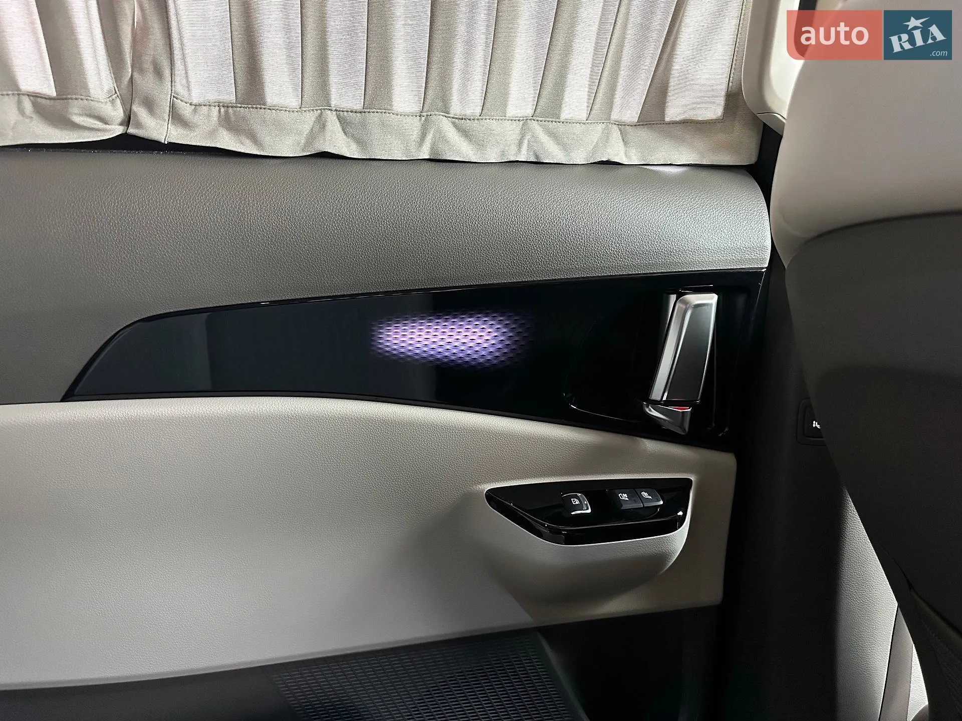 2021 Kia Carnival - мініатюра 36