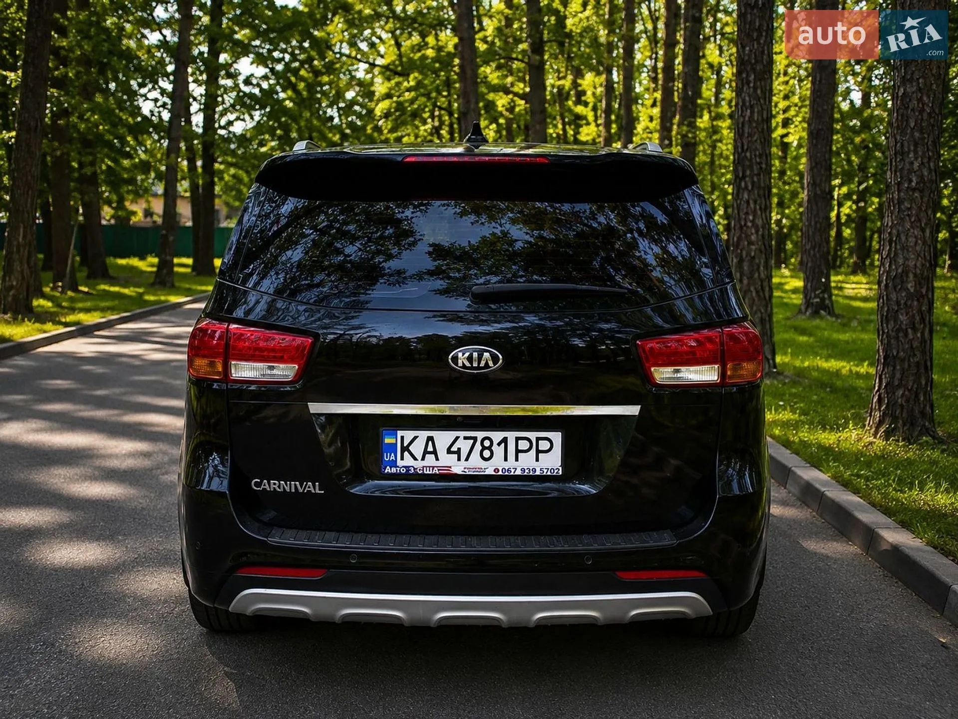 2014 Kia Carnival - мініатюра 3