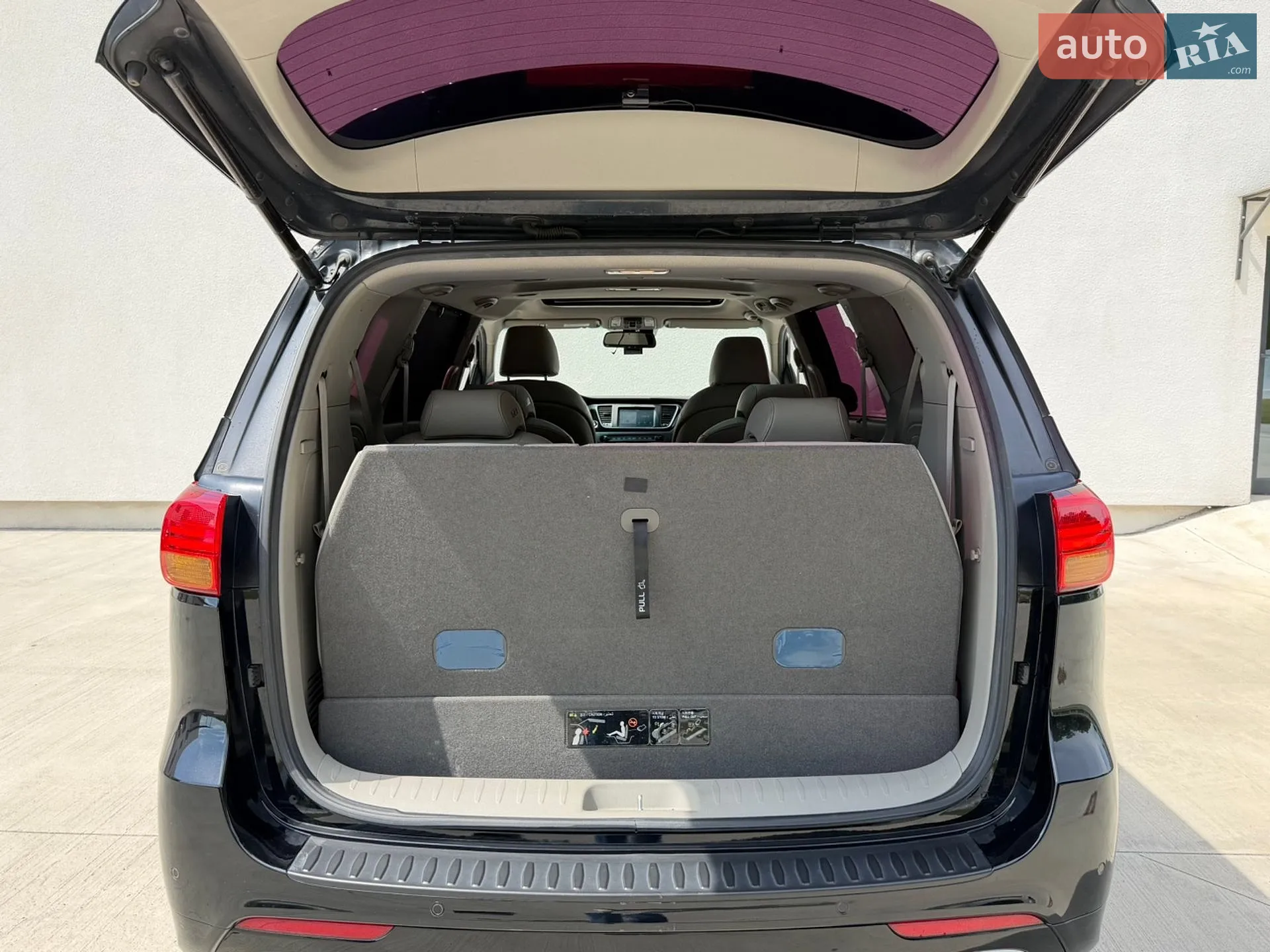 2017 Kia Carnival - мініатюра 45