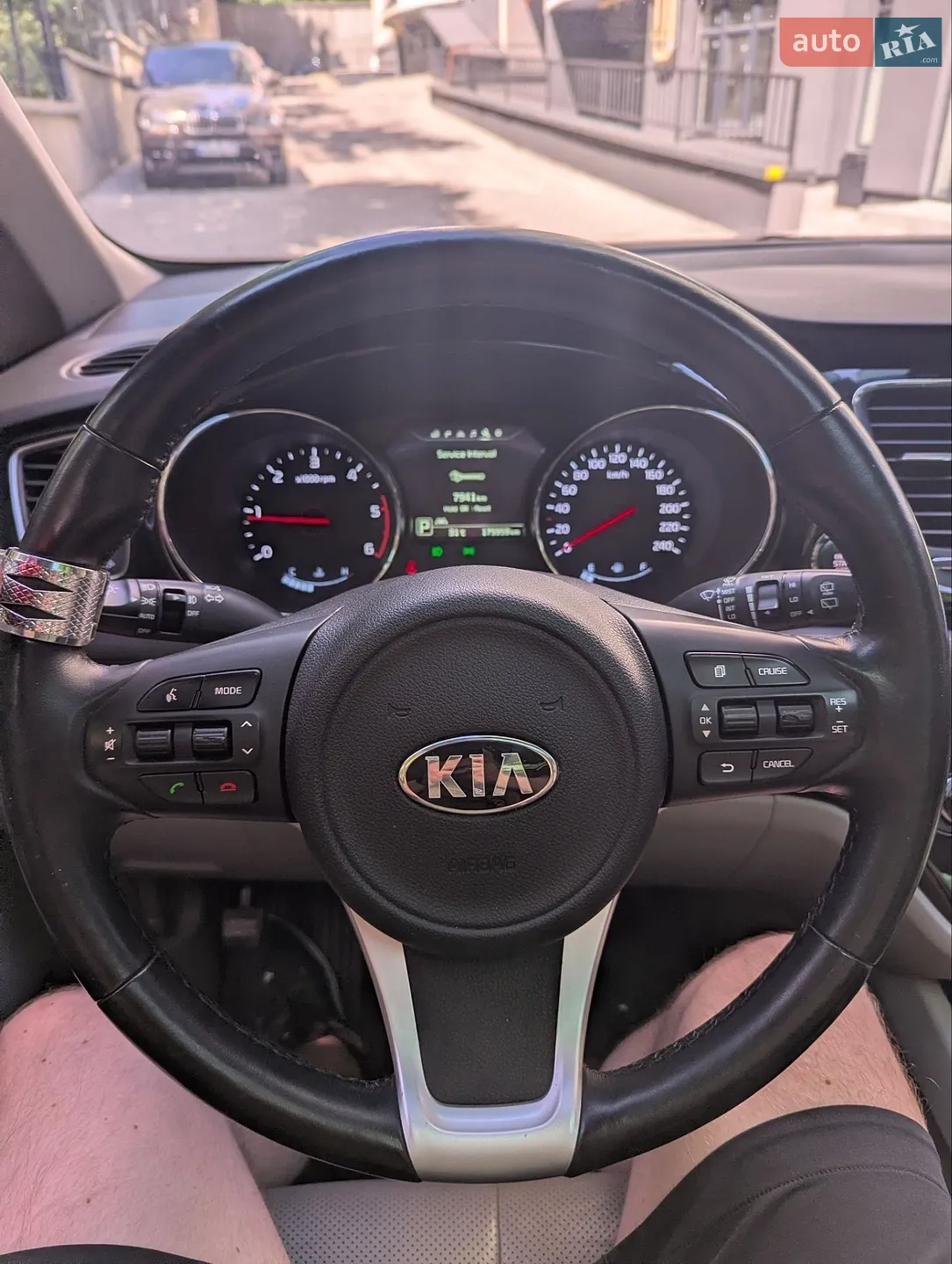 2015 Kia Carnival - мініатюра 20