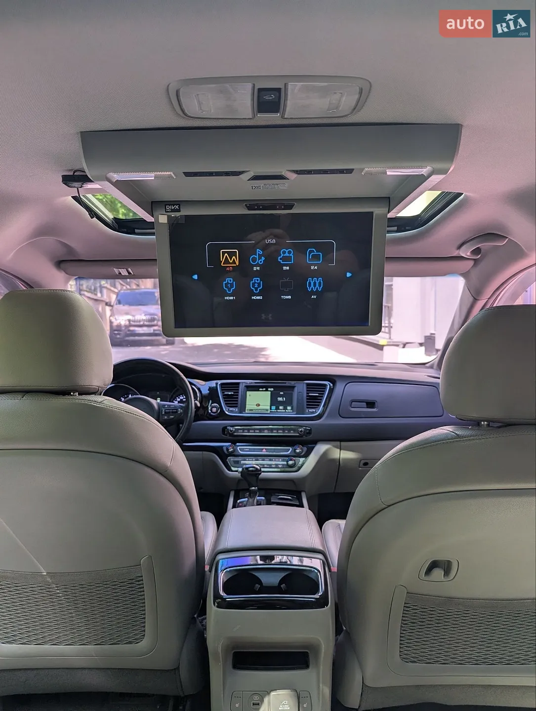2015 Kia Carnival - мініатюра 48