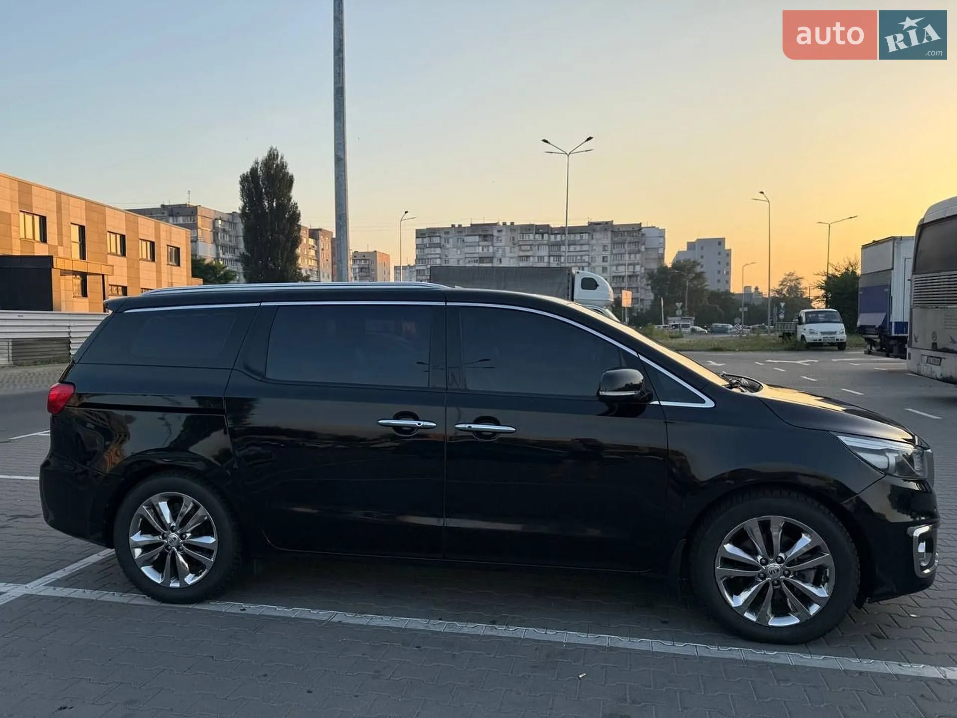 2016 Kia Carnival - мініатюра 7