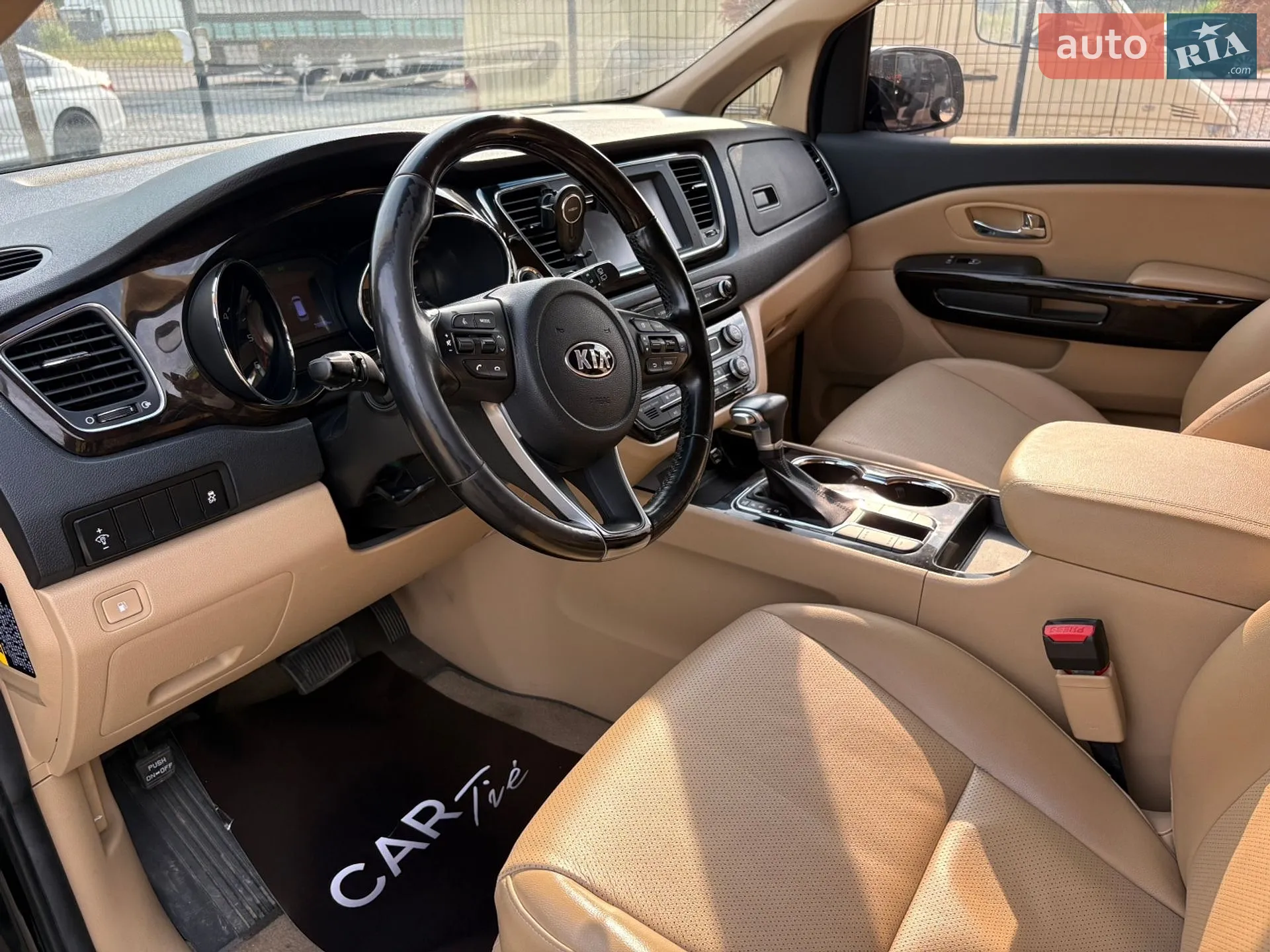 2019 Kia Carnival - мініатюра 16