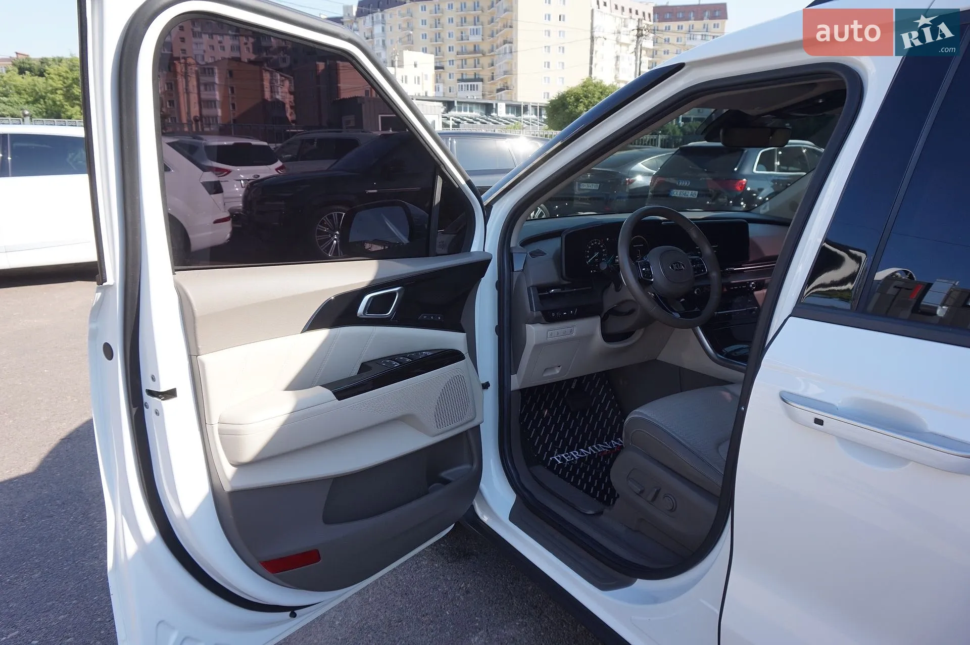 2020 Kia Carnival - мініатюра 17