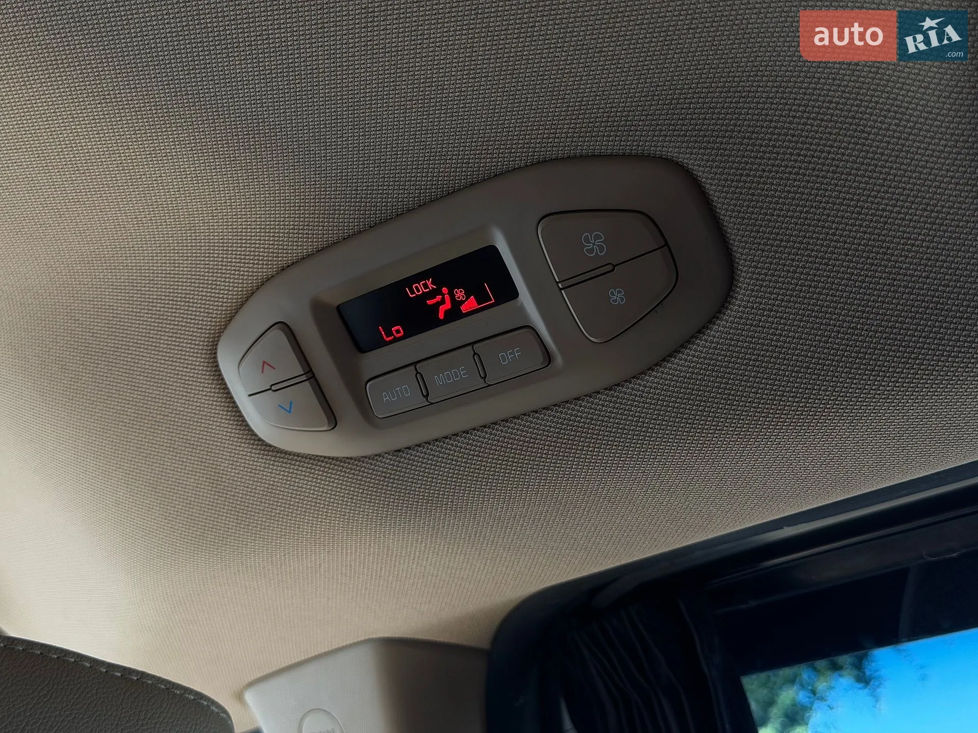 2014 Kia Carnival - мініатюра 37