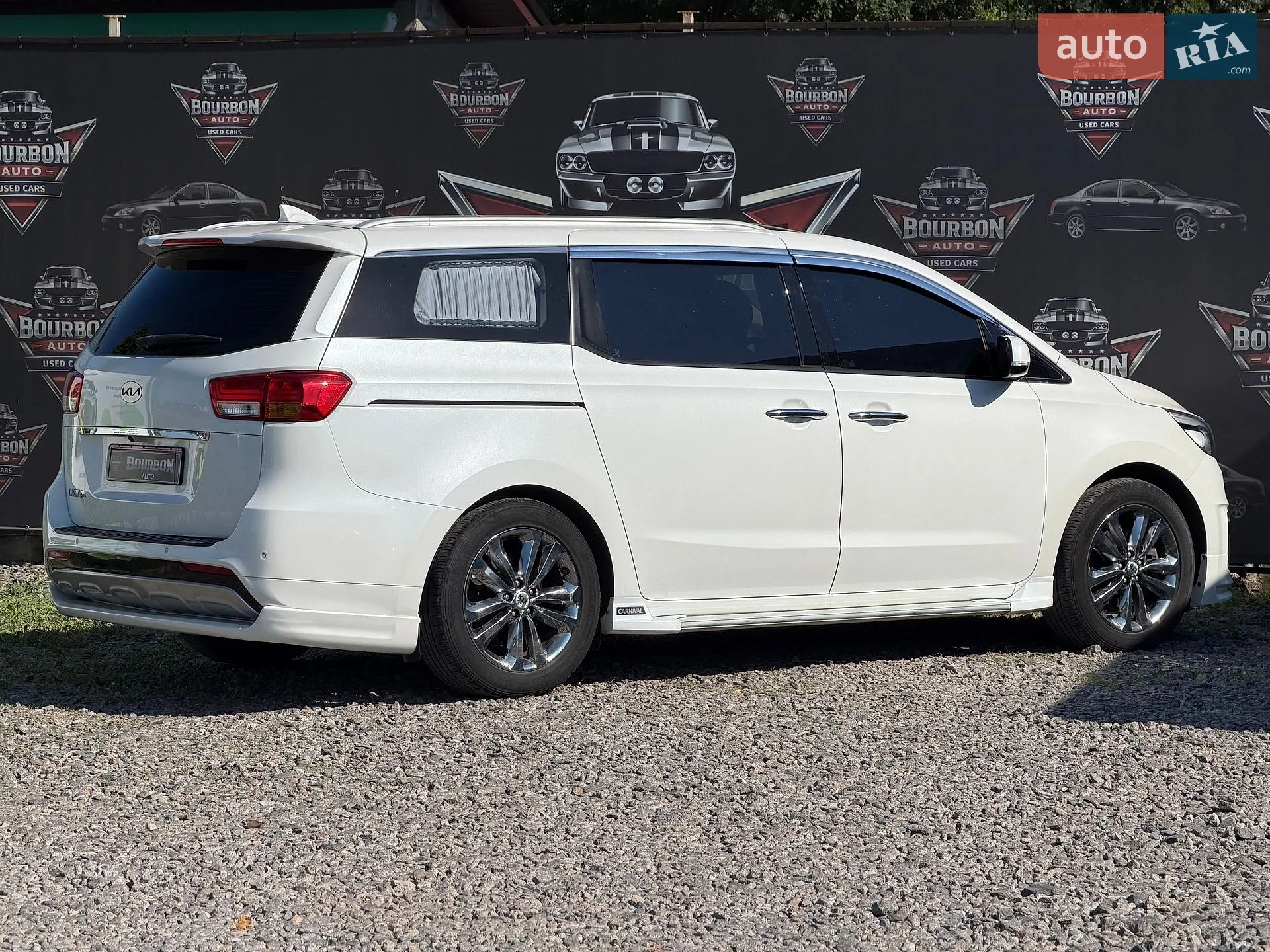 2014 Kia Carnival - мініатюра 17