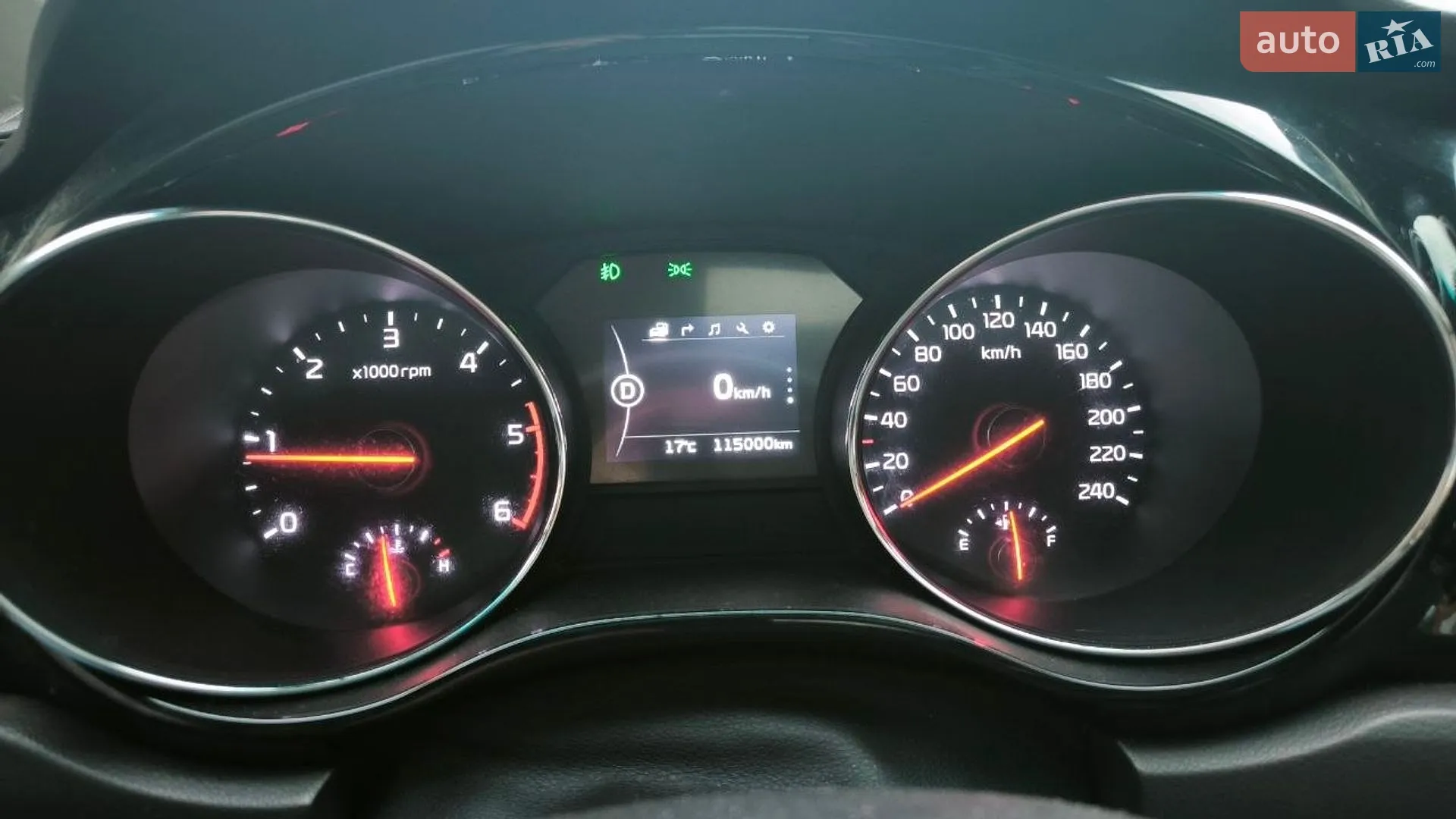 2015 Kia Carnival - мініатюра 21