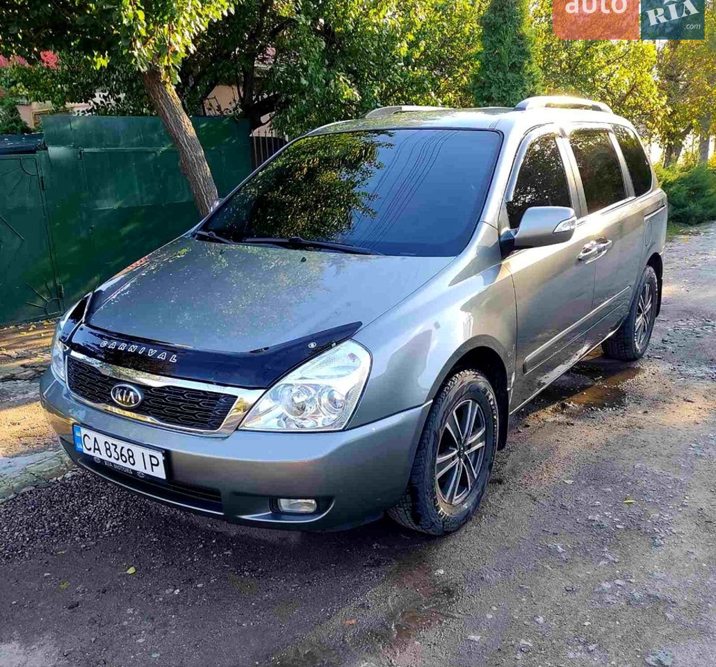 2011 Kia Carnival - мініатюра 12