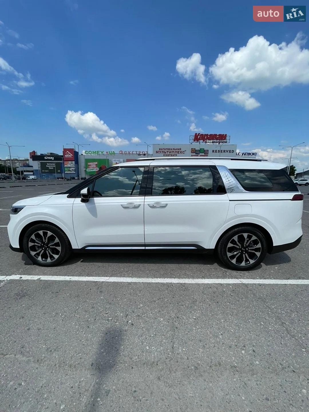 2020 Kia Carnival - мініатюра 4
