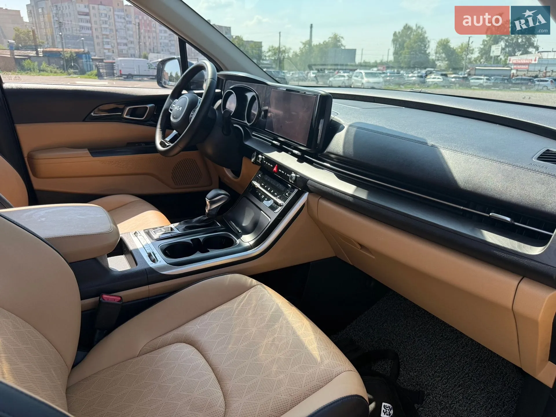 2022 Kia Carnival - мініатюра 31