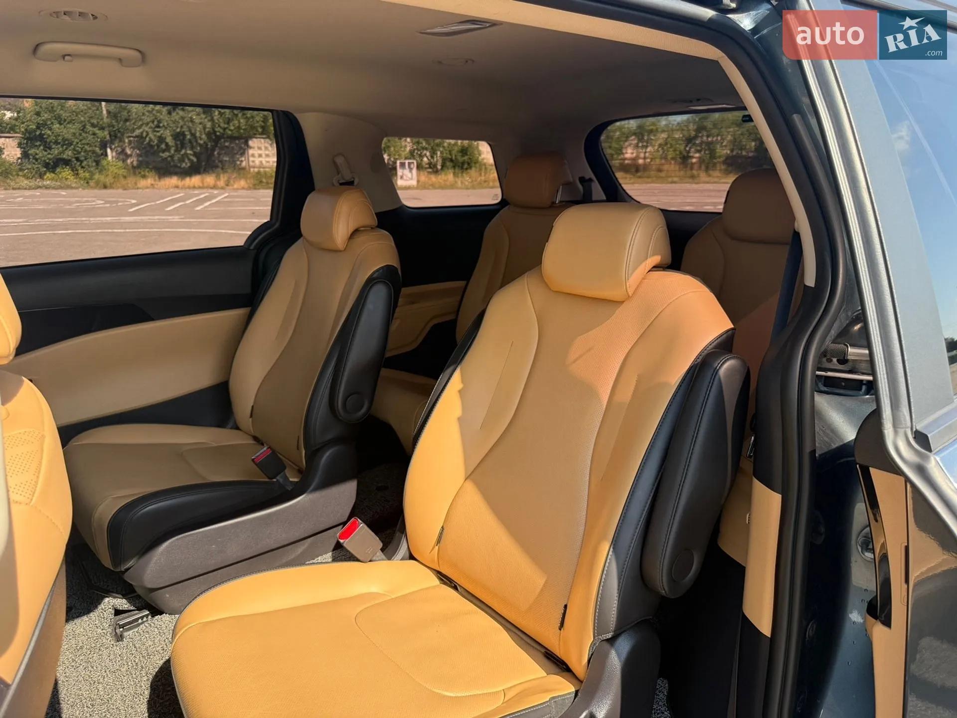 2022 Kia Carnival - мініатюра 32
