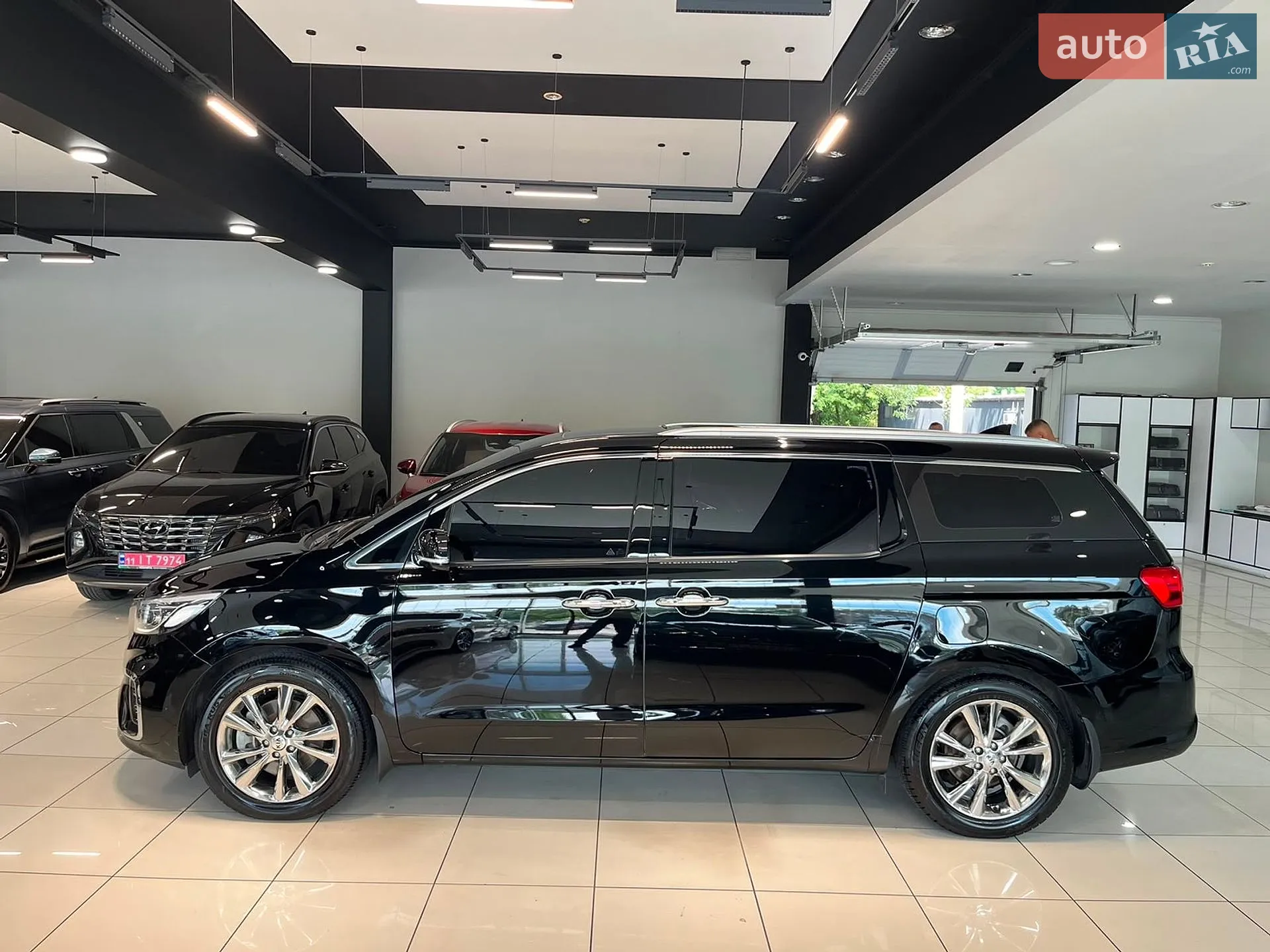2019 Kia Carnival - мініатюра 4