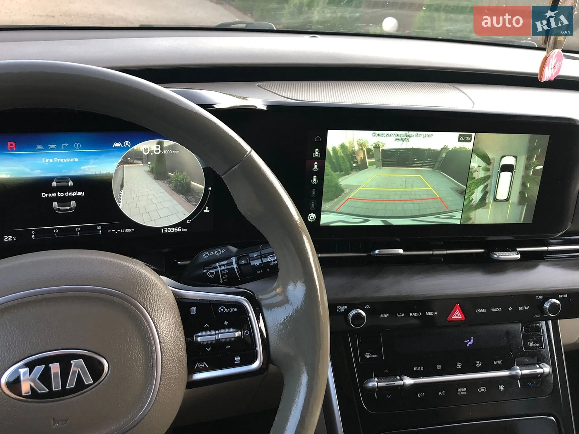 2020 Kia Carnival - мініатюра 19