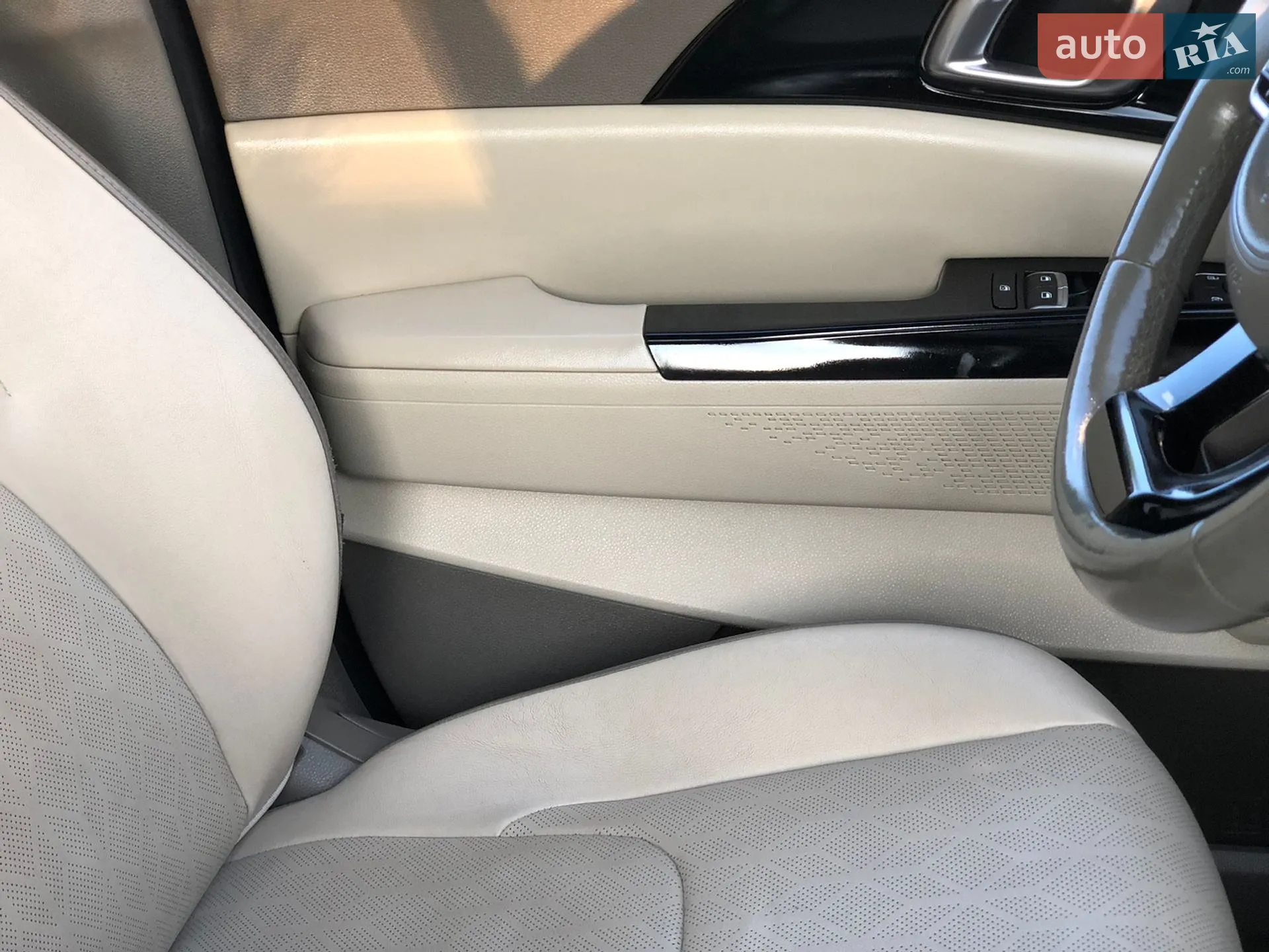 2020 Kia Carnival - мініатюра 44