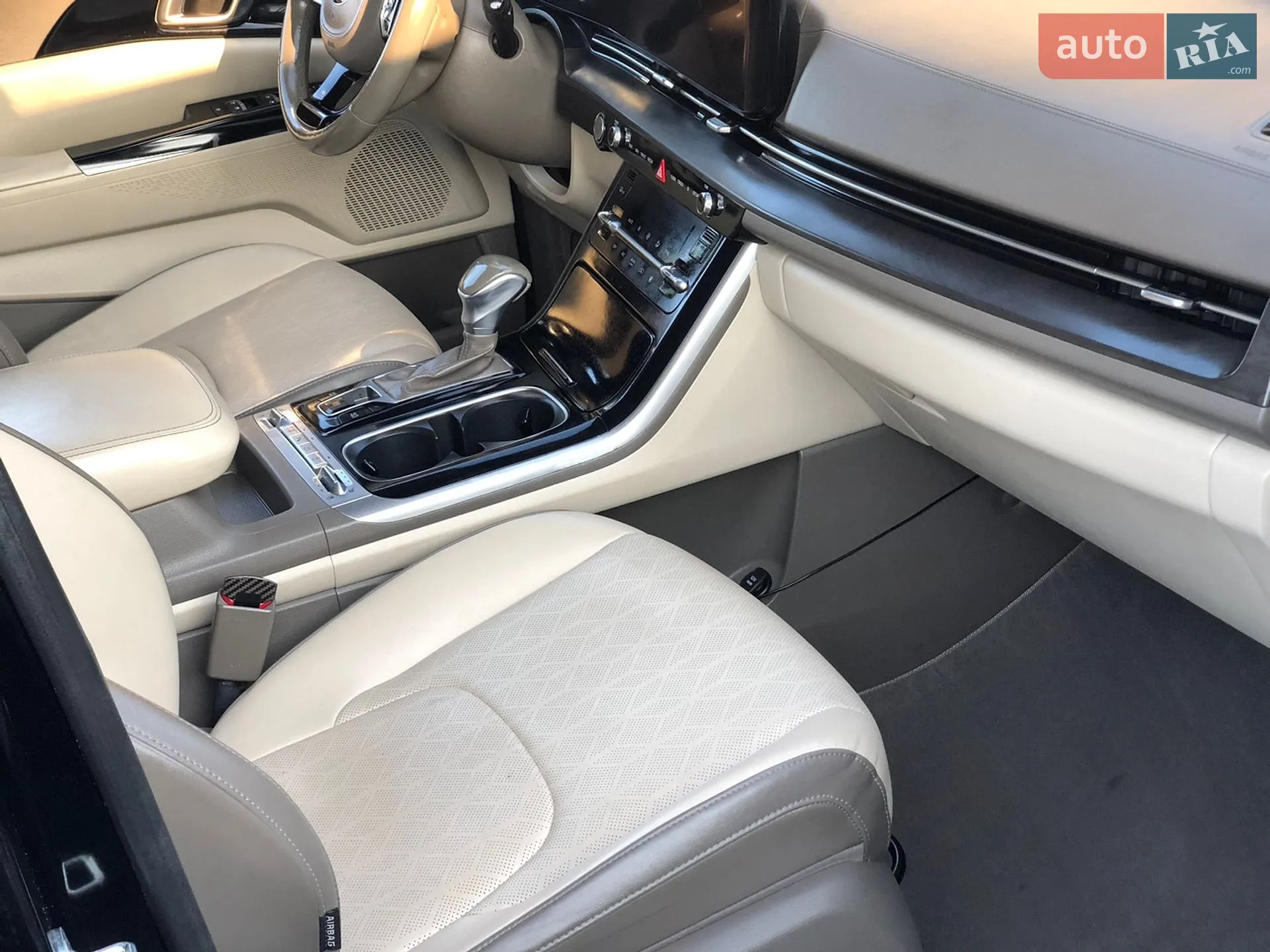 2020 Kia Carnival - мініатюра 49