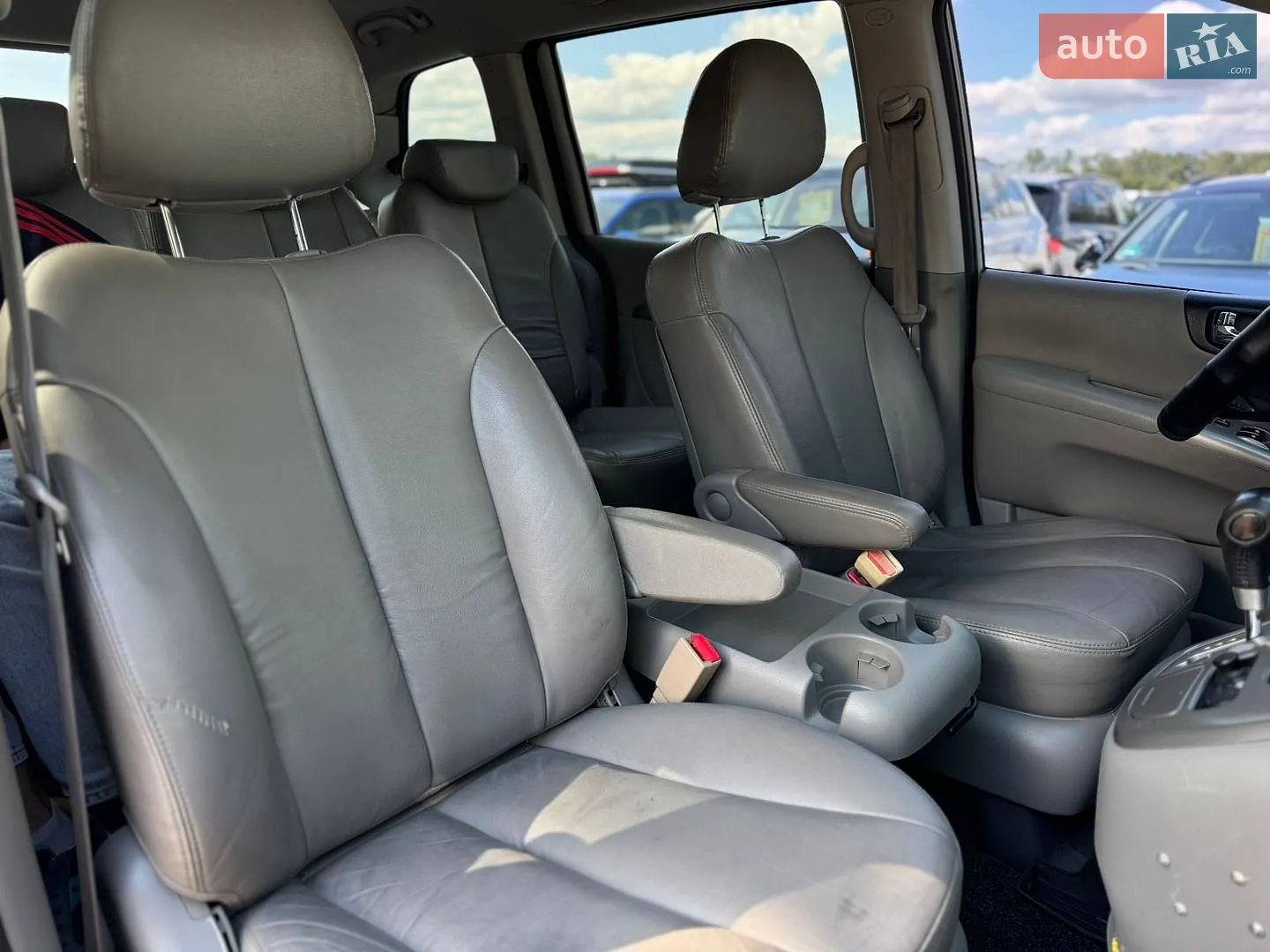 2011 Kia Carnival - мініатюра 11